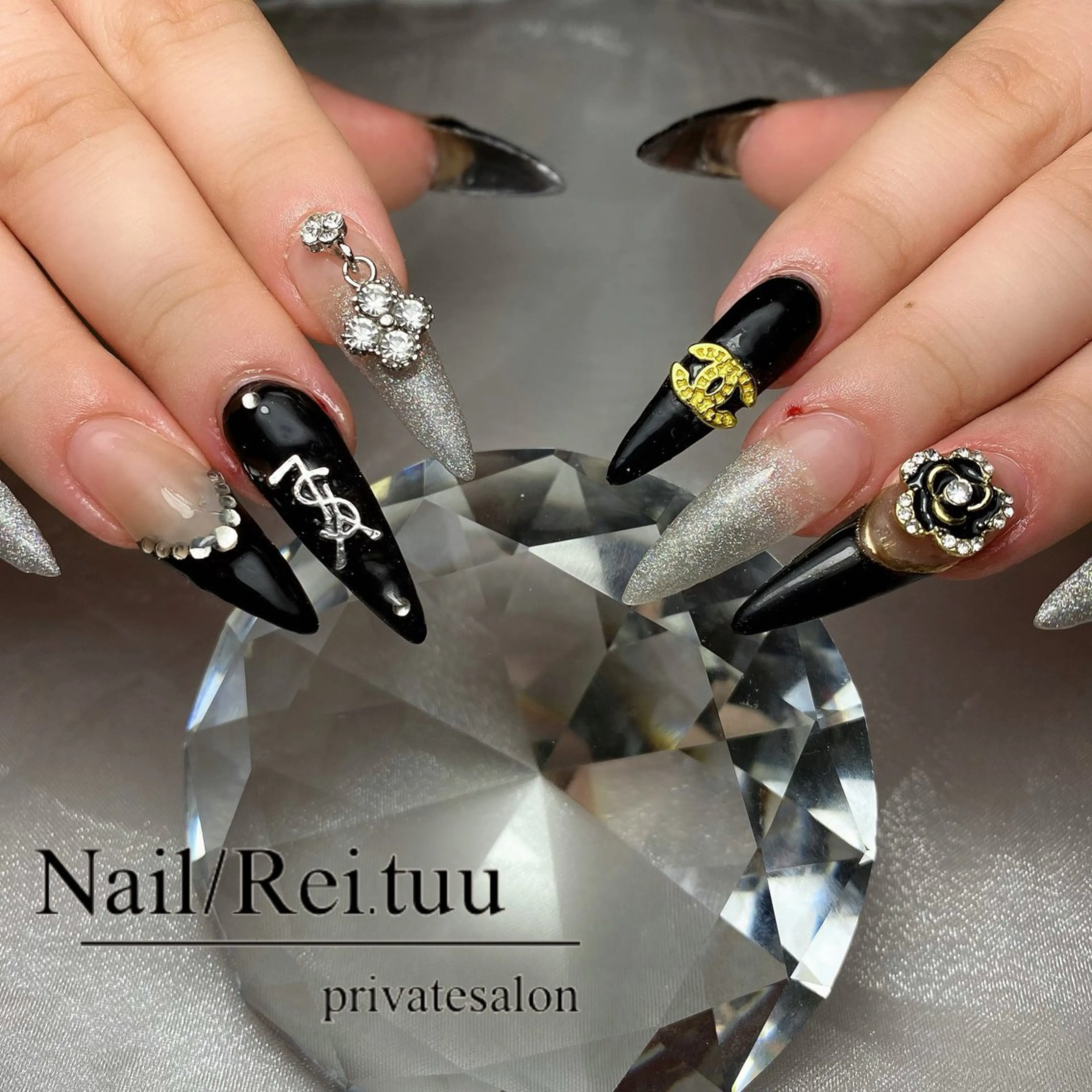 ネイル チークネイル フラッシュネイル フットネイル フレンチネイル グラデーション Nailsalon / Rei.tuuのネイルデザイン