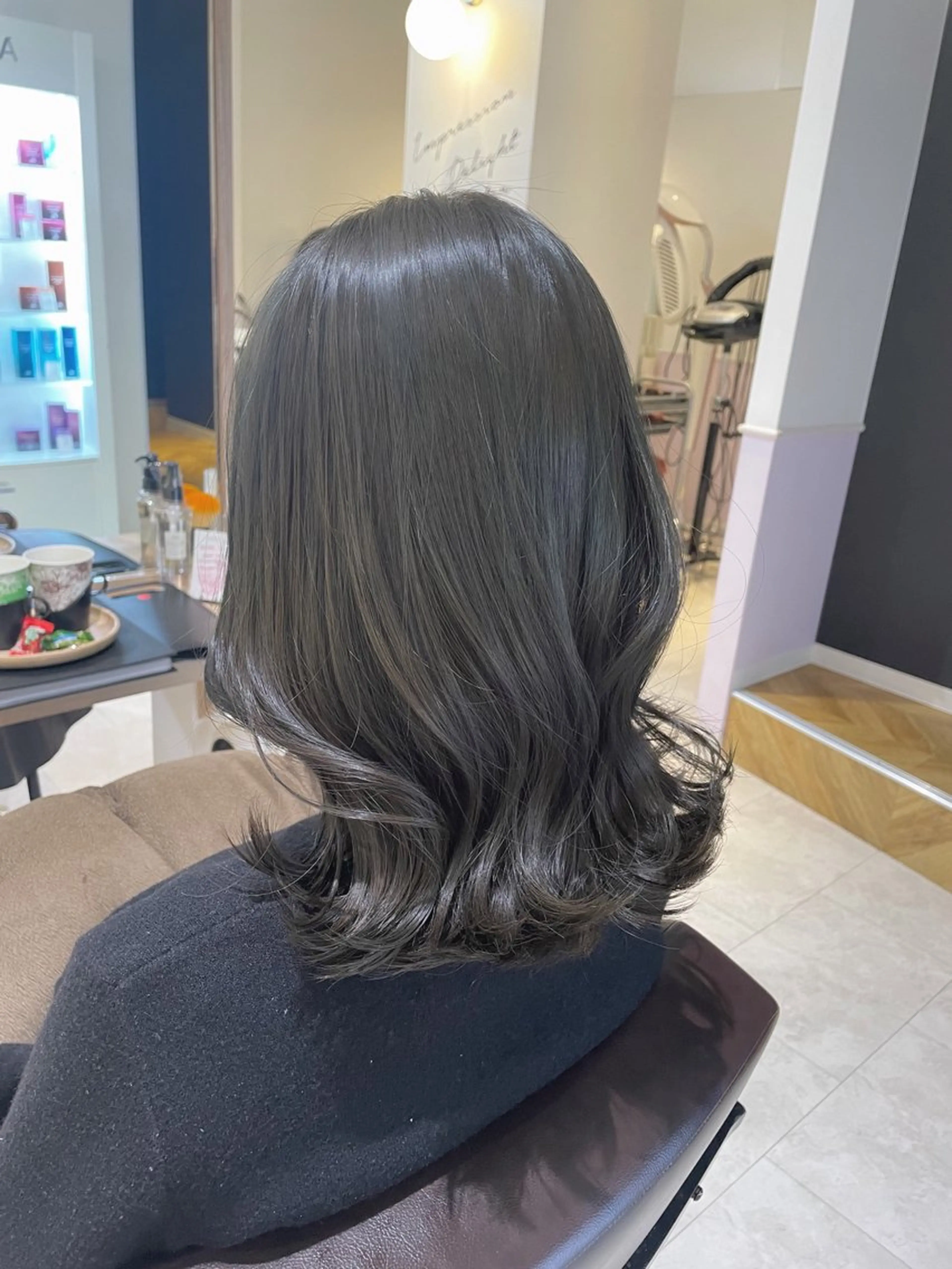 ミディアム カラー 心斎橋/ブリーチなし 髪質改善/レイヤーのヘアスタイル