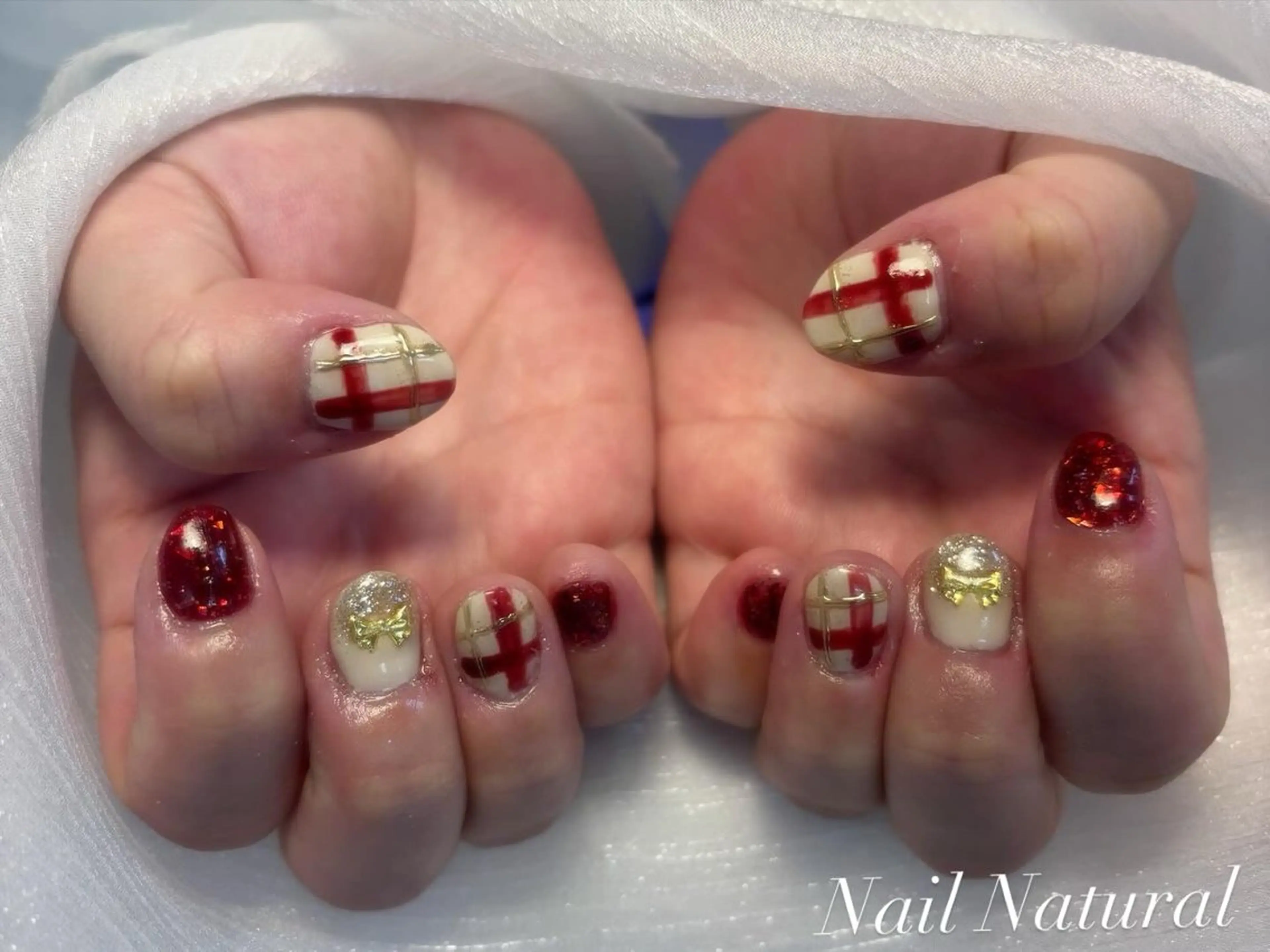 ネイル フラッシュネイル フットネイル フレンチネイル ジェルネイル ガラスフレンチ ハンドネイル Nail salon Natulalのネイルデザイン