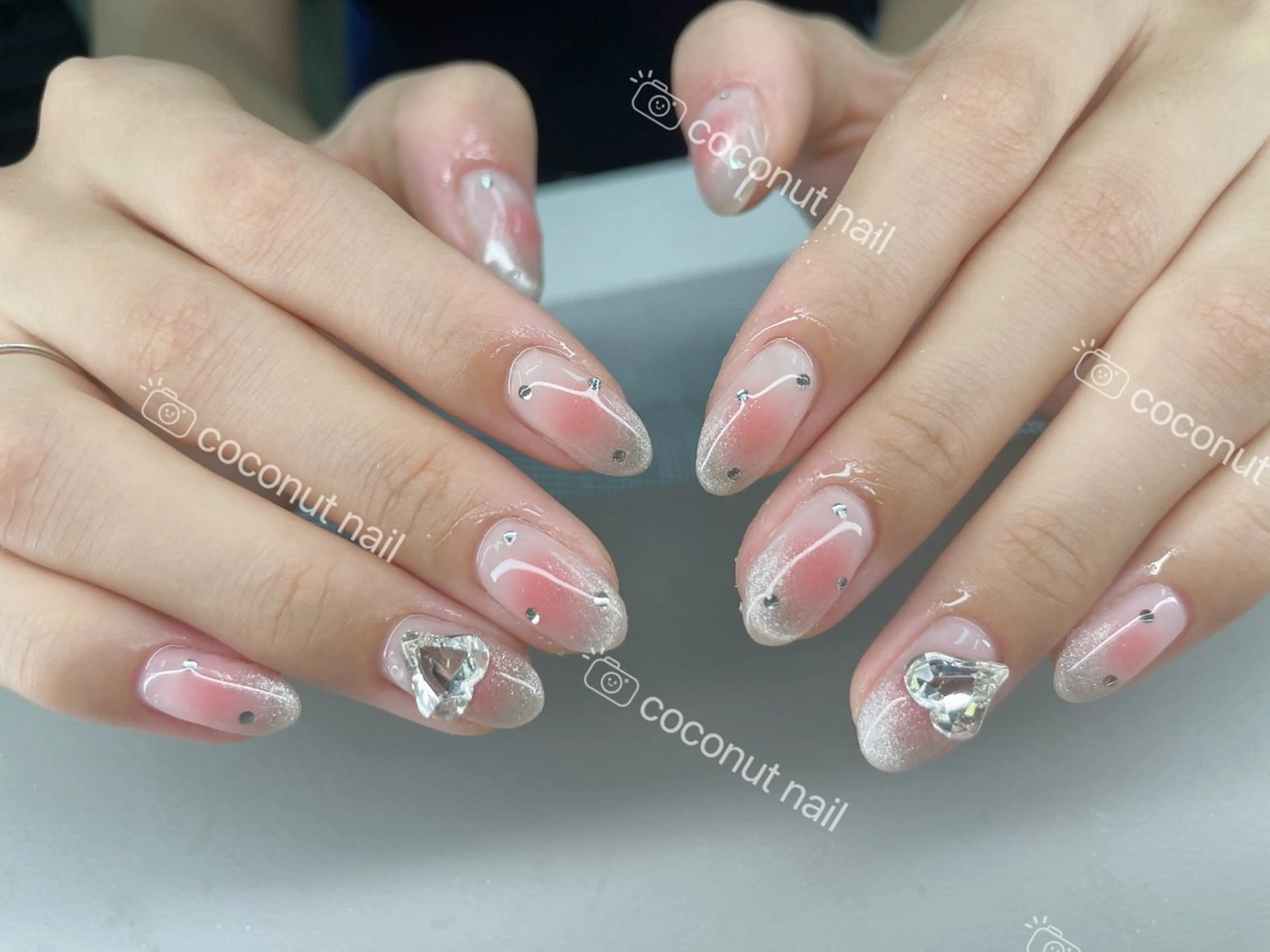 ネイル ハンドネイル 神田 ココナッツのネイルデザイン
