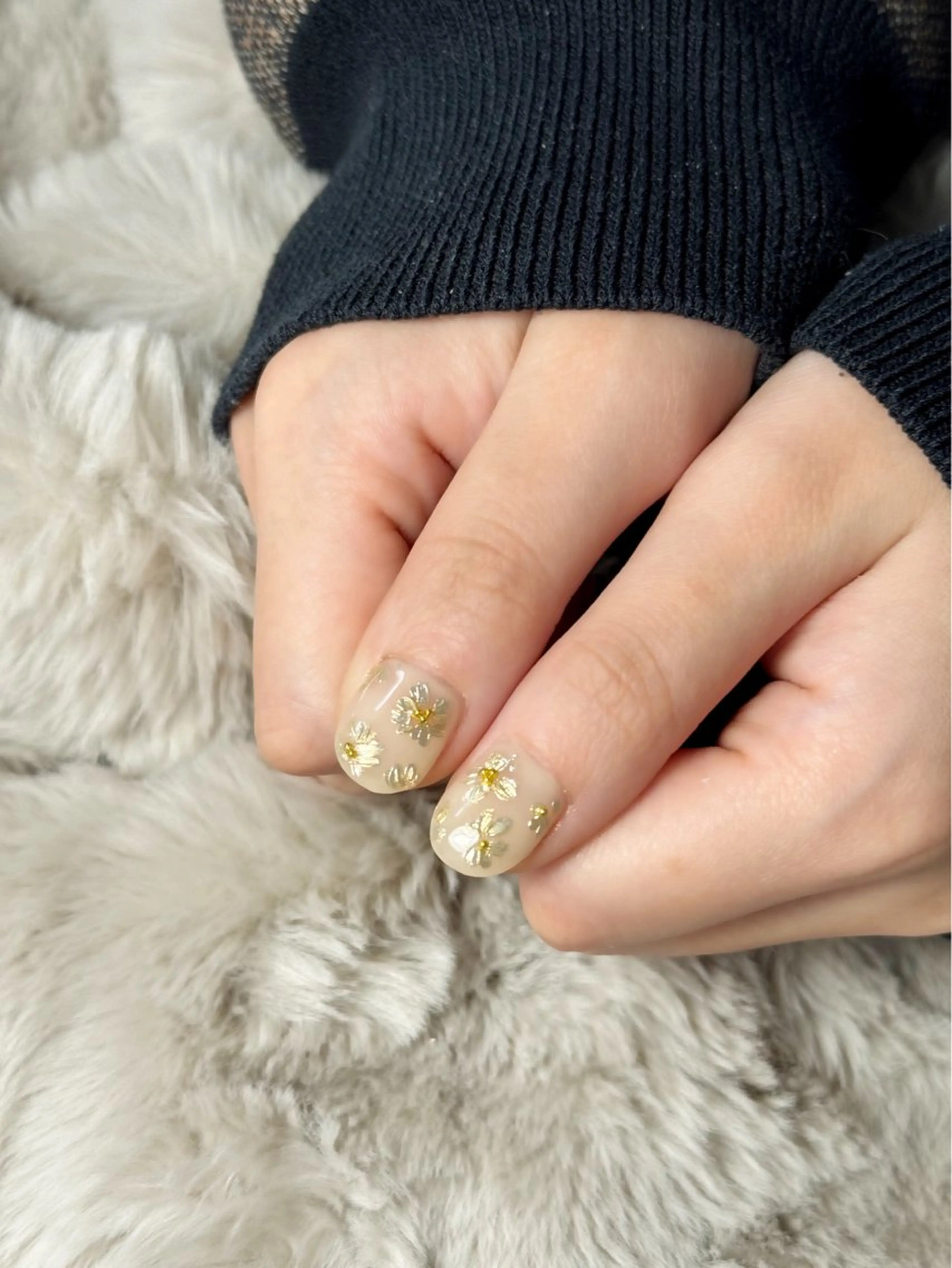 ネイル ハンドネイル Tiny Glowのネイルデザイン