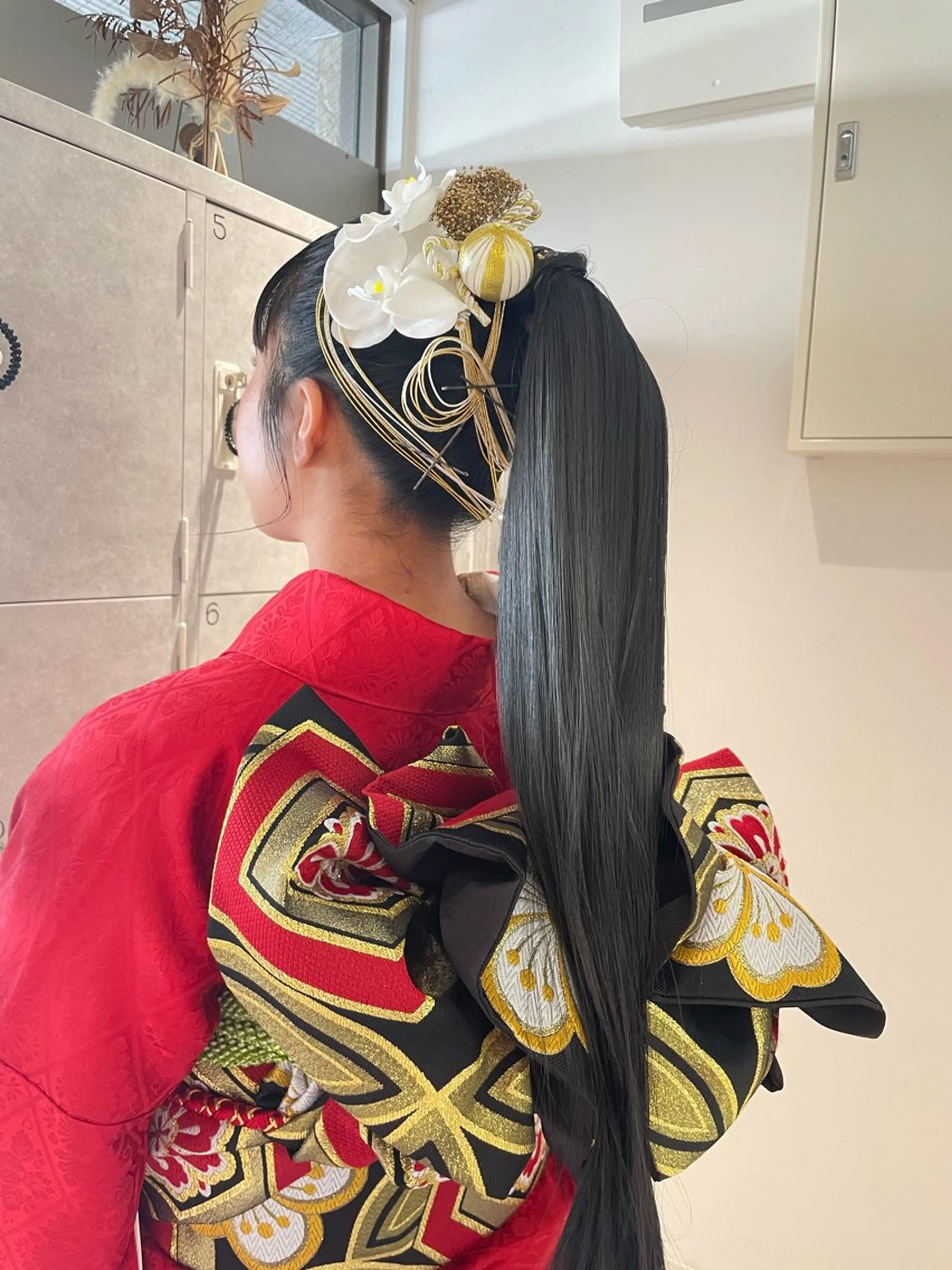 ロング ダブルカラー,透け カラーHINARIのヘアスタイル