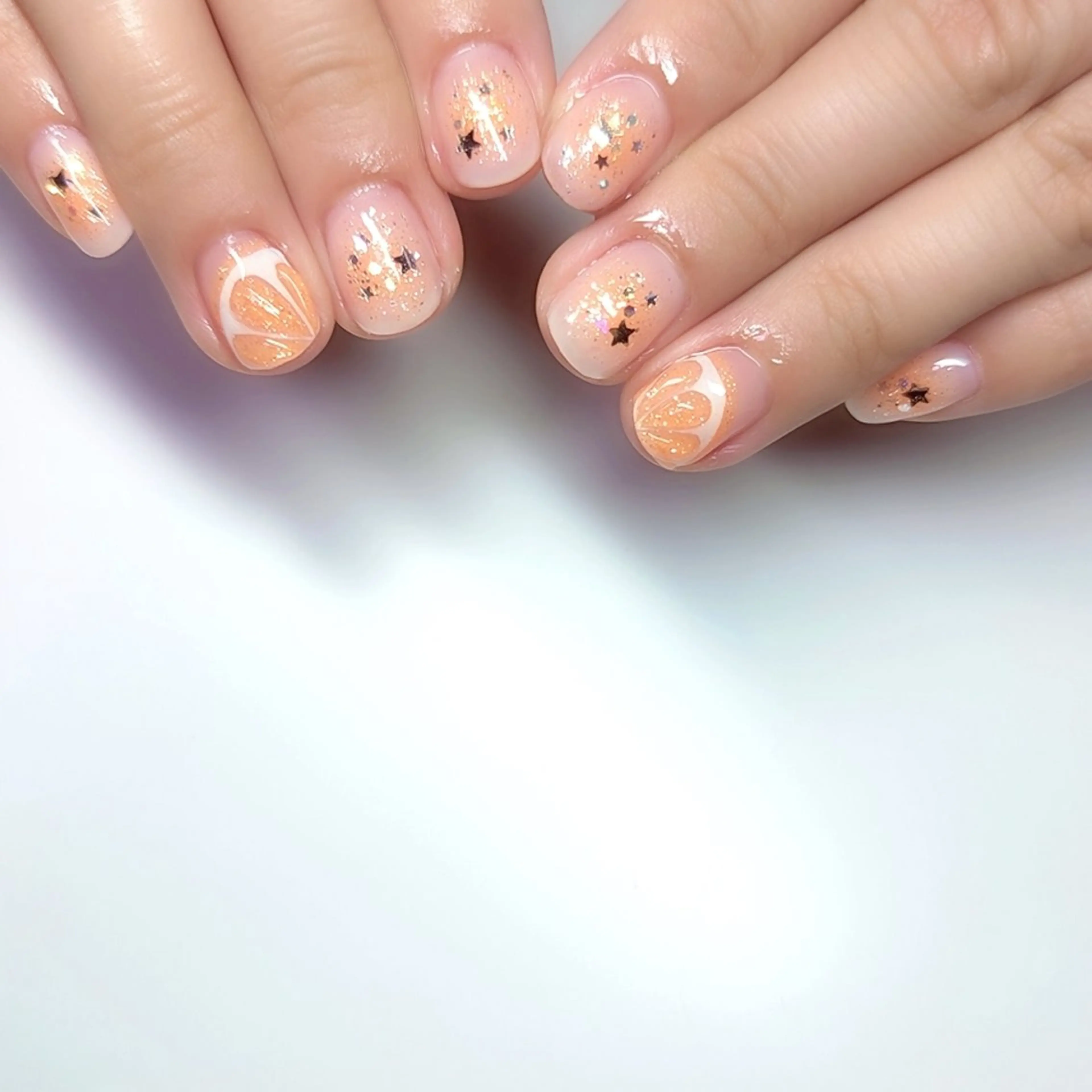 ネイル オレンジ ハンドネイル クロキ 。のネイルデザイン