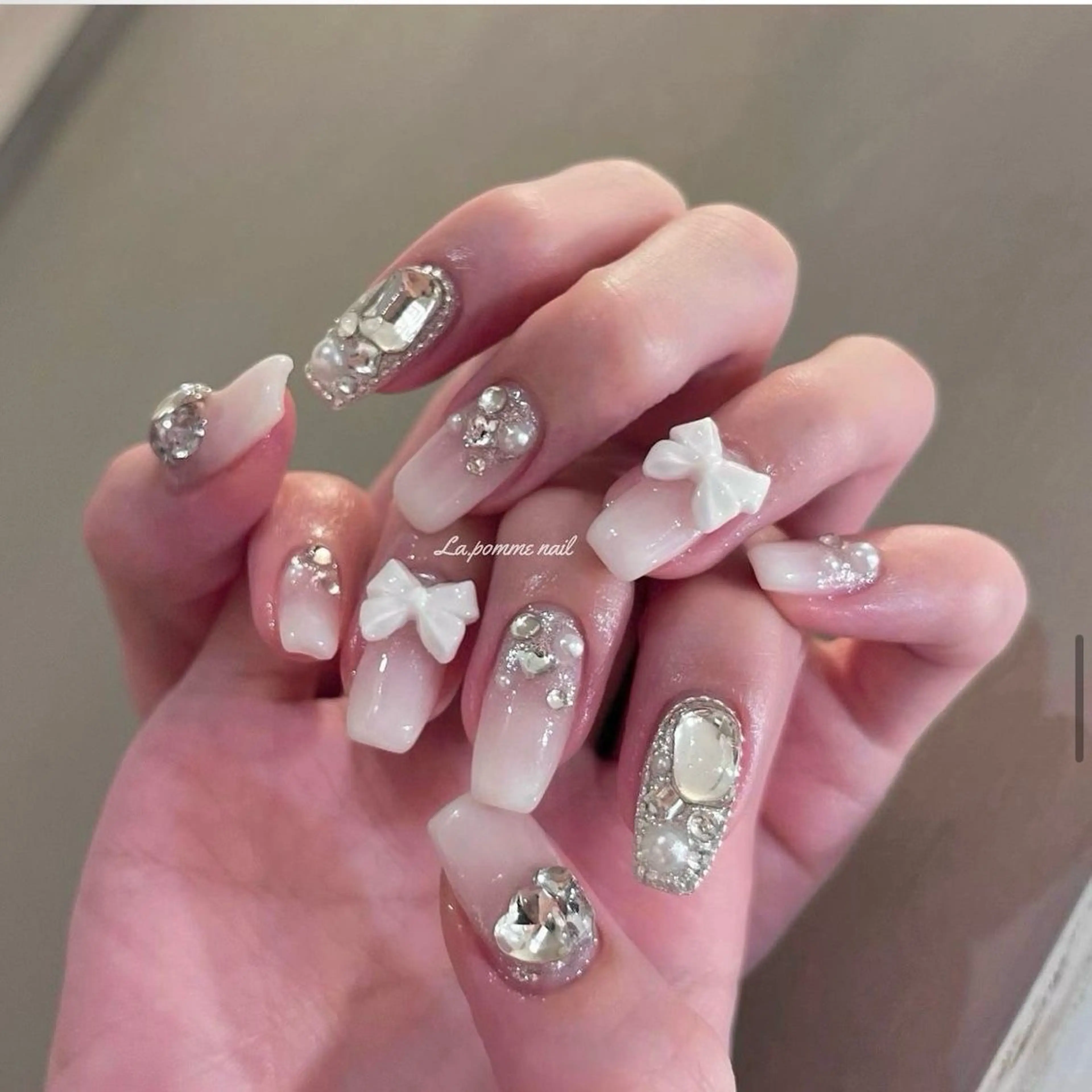 ネイル マグネットネイル ミラーネイル 冬ネイル Lee Nailsのネイルデザイン
