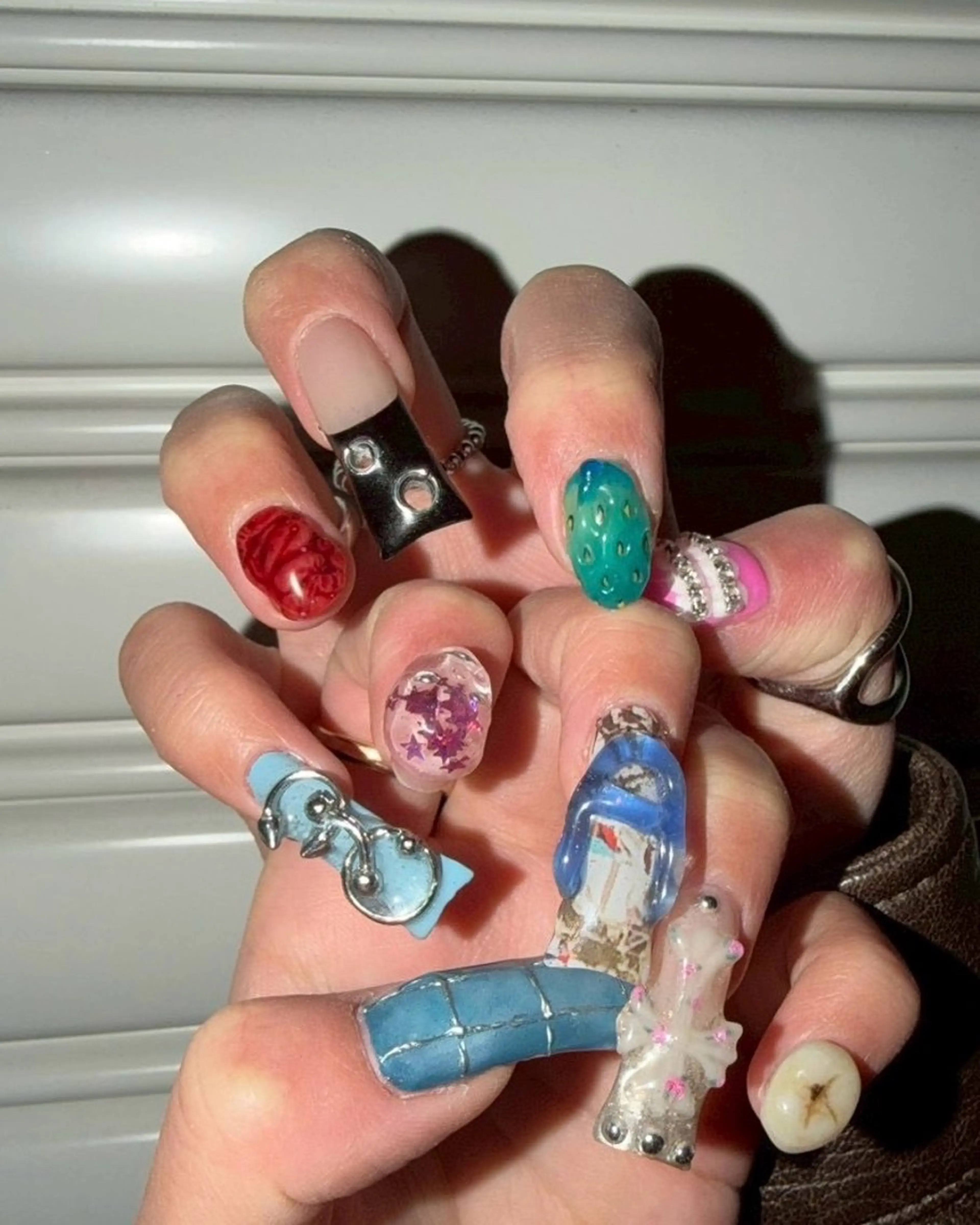 ネイル ハンドネイル 🪐富島彩夏 /海外nail🪐のネイルデザイン