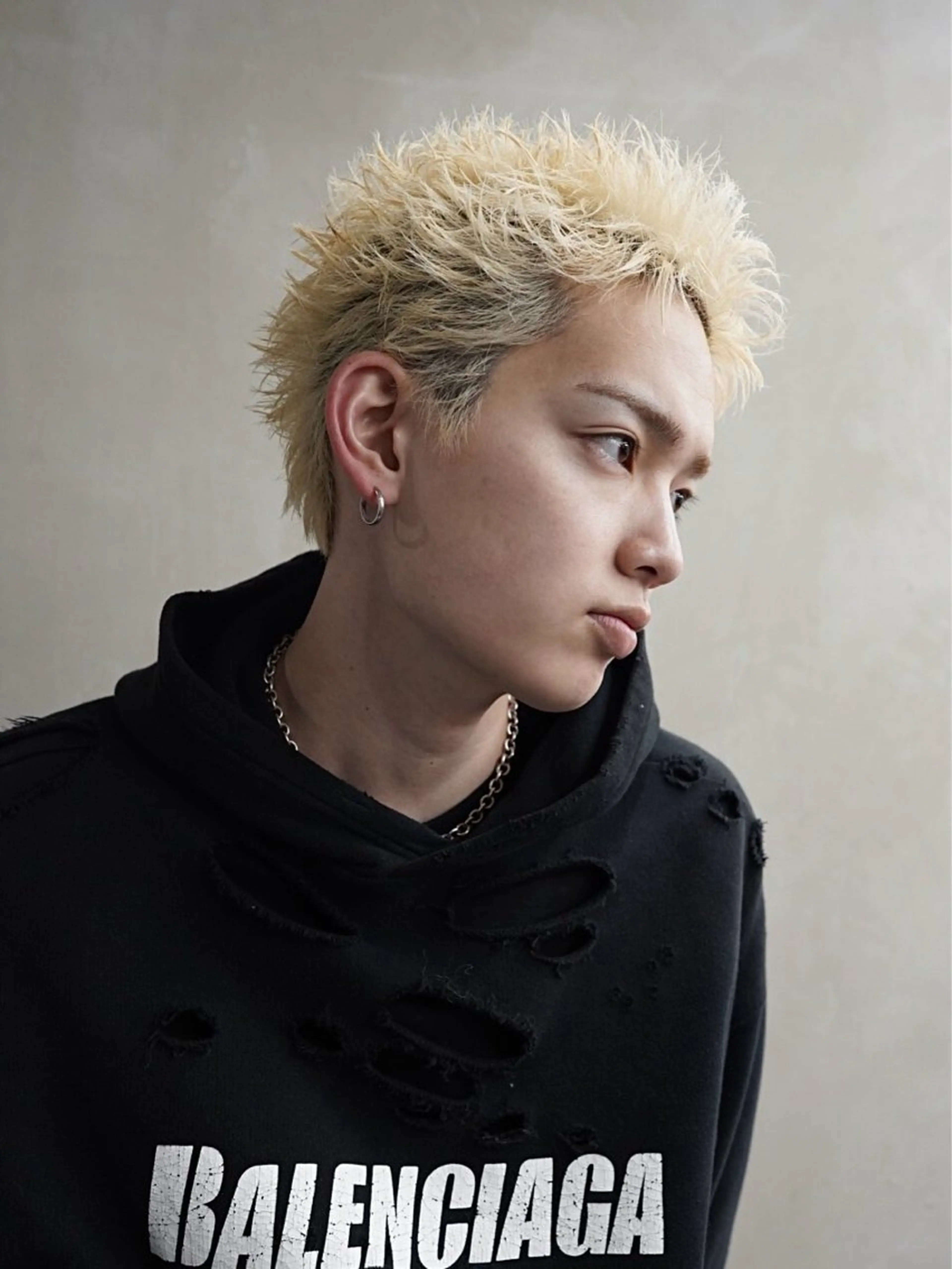 朝8時限定【ブリーチ】モデルの写真