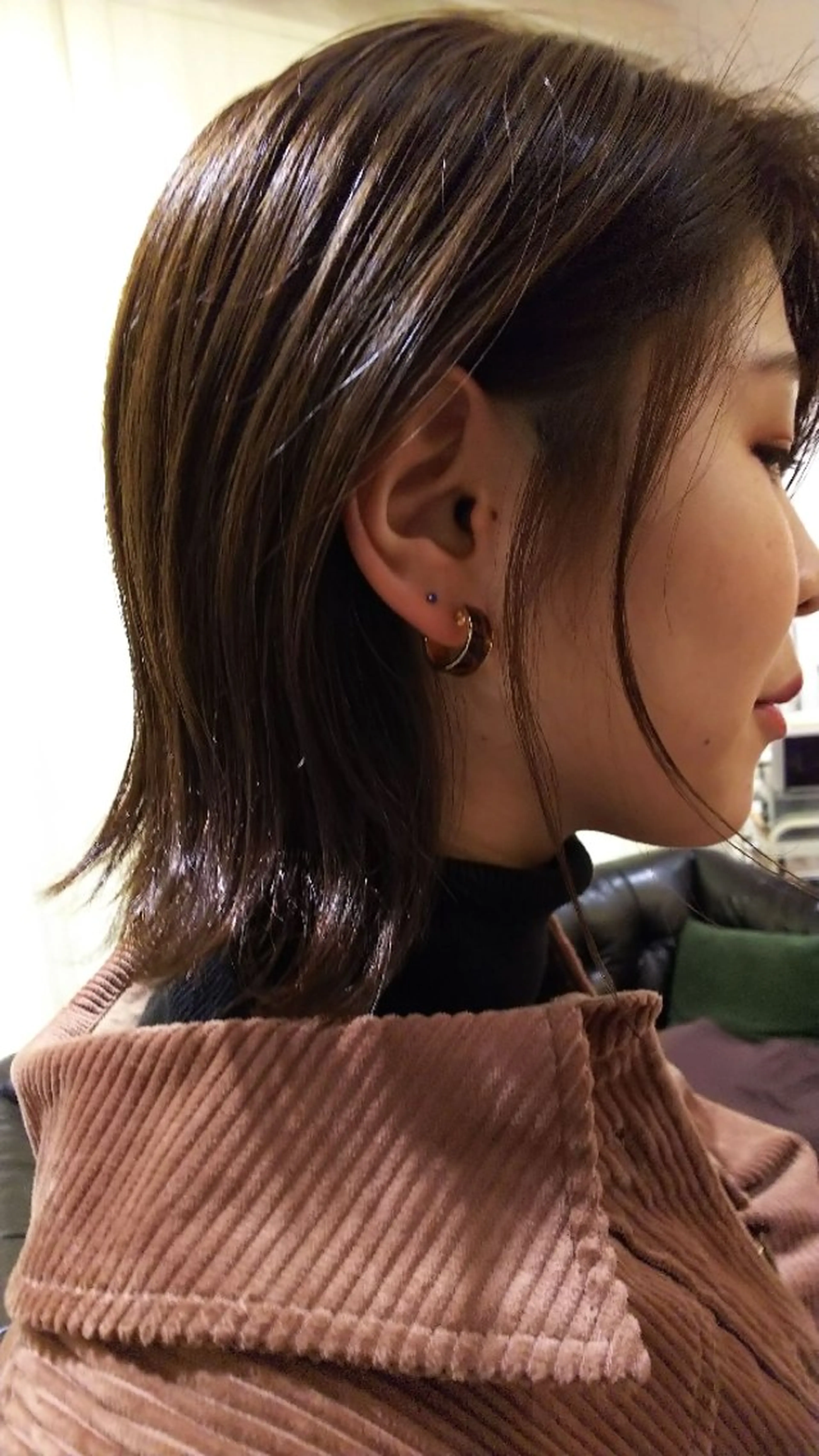 ミディアム over two  藤が丘のヘアスタイル