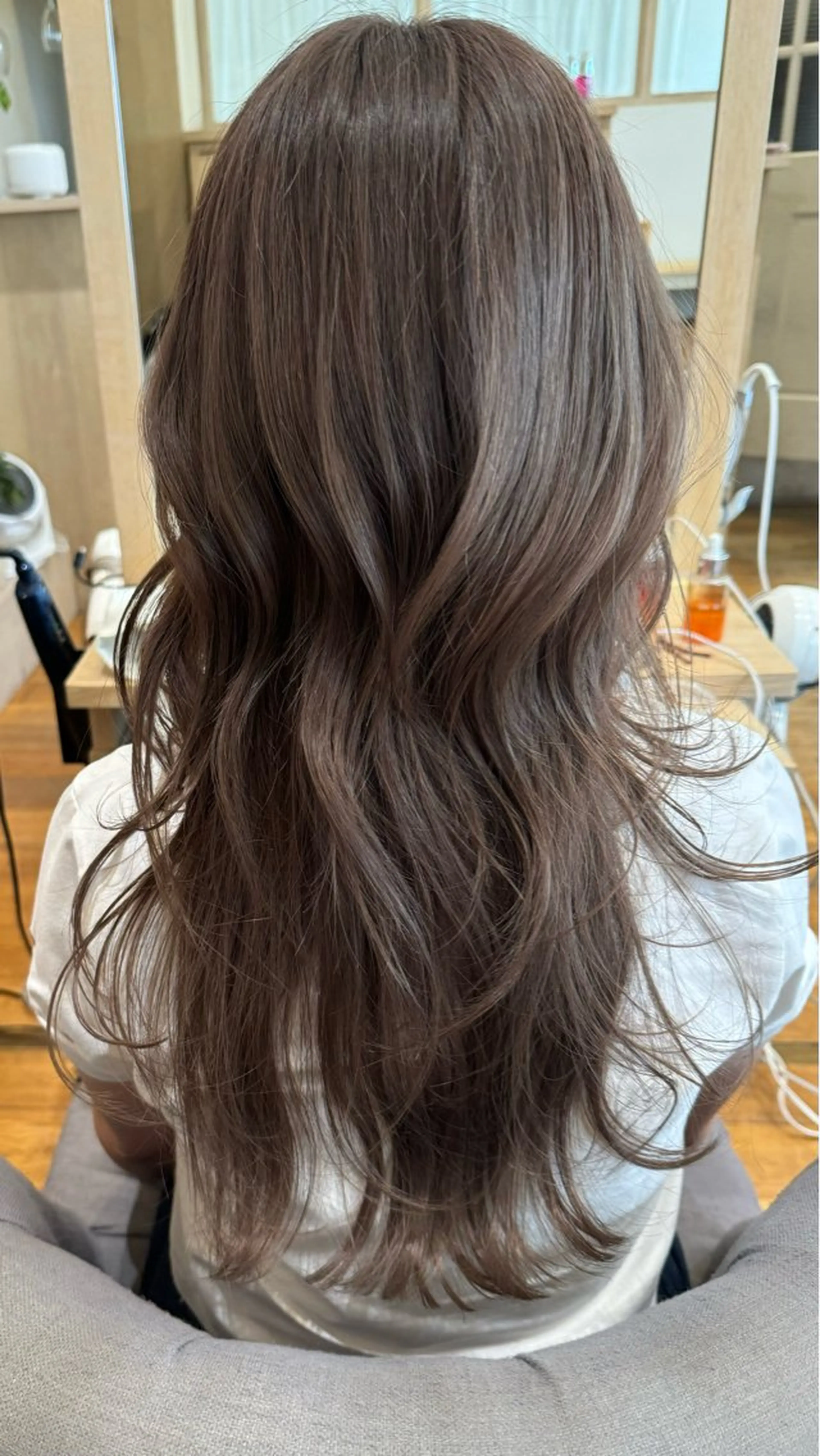 セミロング カラー ベージュカラー ブリーチ 透明感カラー デザインカラー ダブルカラー ヘアカラー 暖色カラー/ダブル カラー/名古屋/辻のヘアスタイル