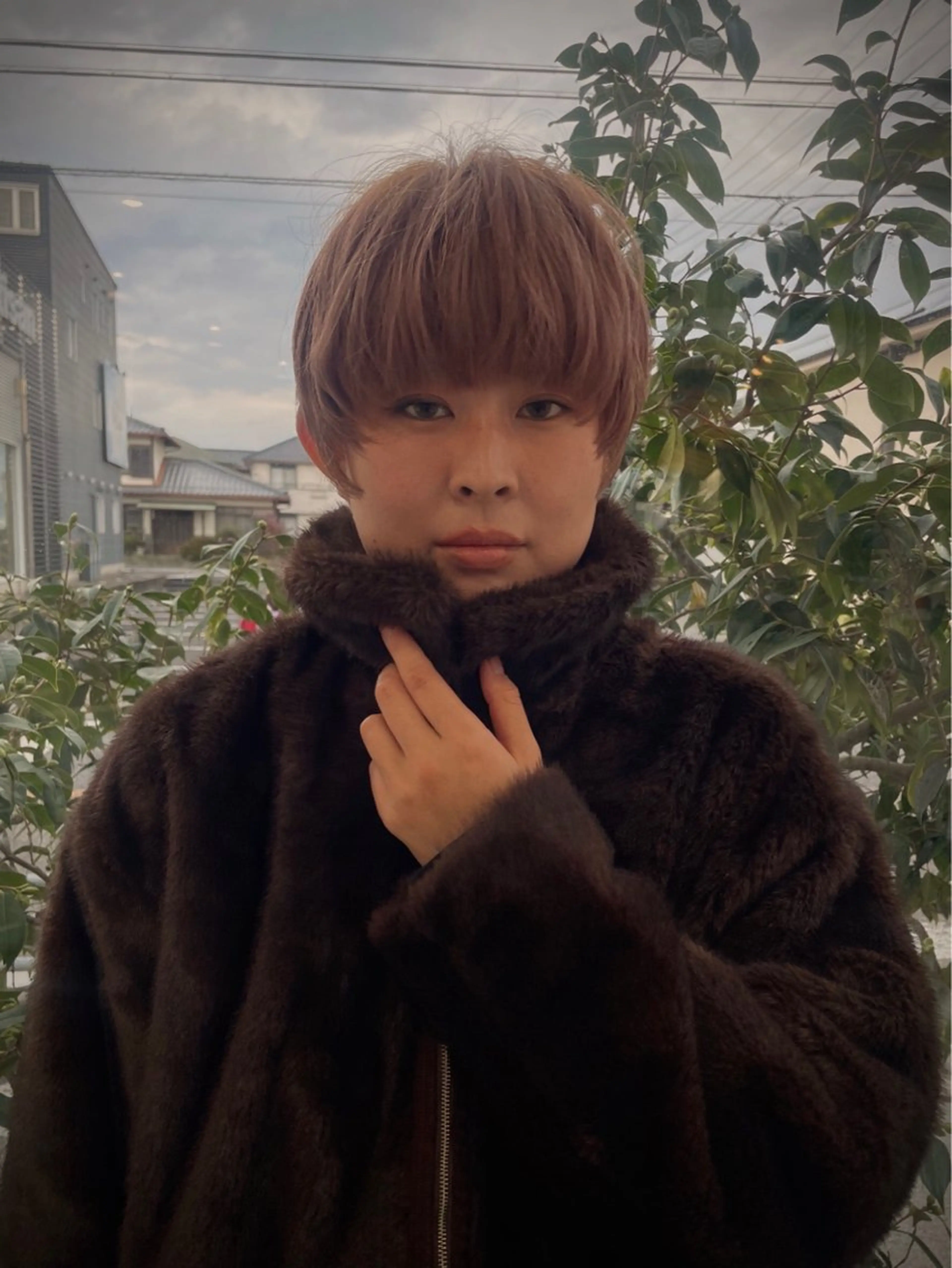 ショート カラー パーマ カット ヘアカラー トリートメント ショート／ボブ／レイ ヤーいくらまゆのヘアスタイル