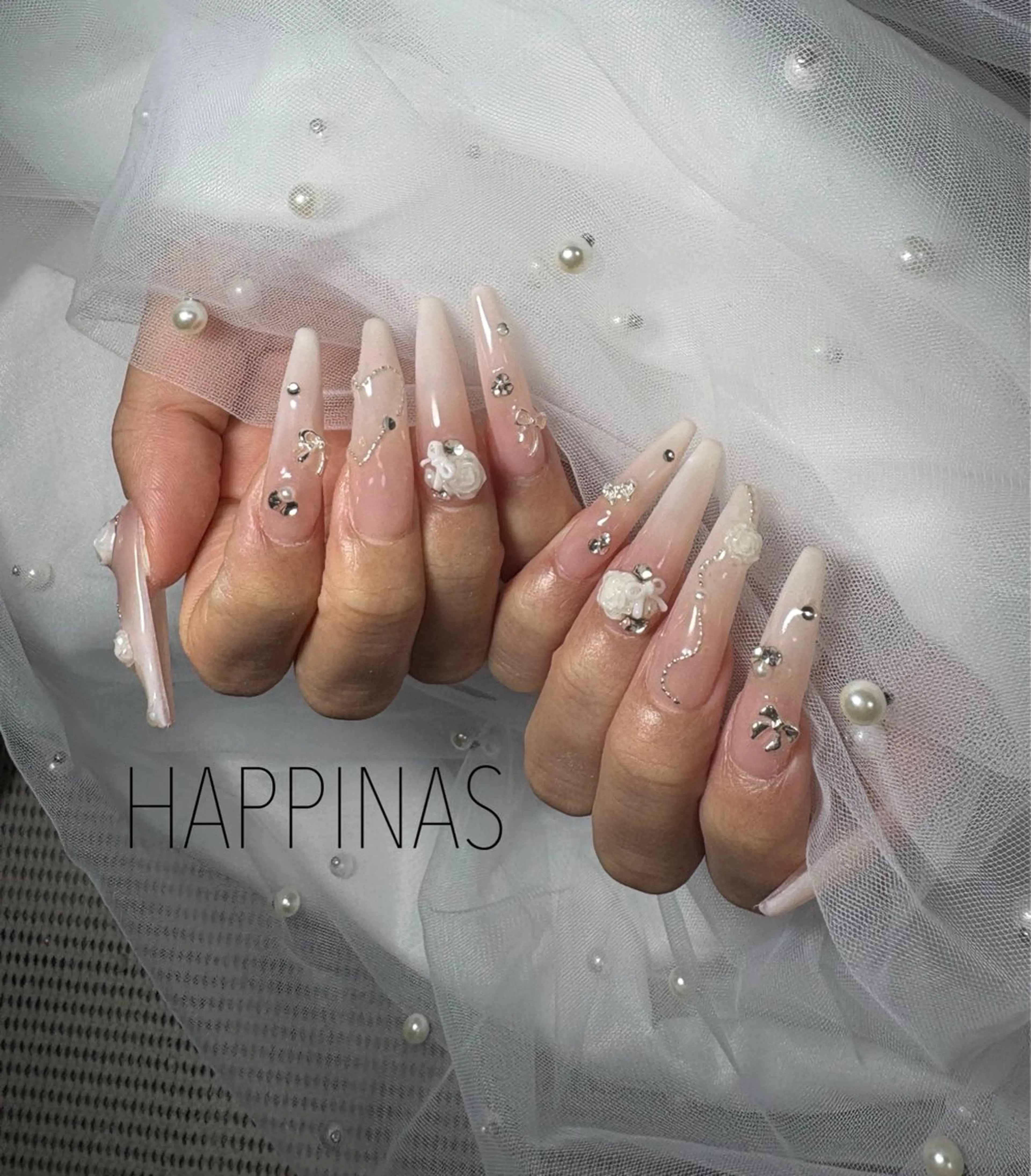 ネイル スカルプネイル ハンドネイル HAPPINAS kotomiのネイルデザイン
