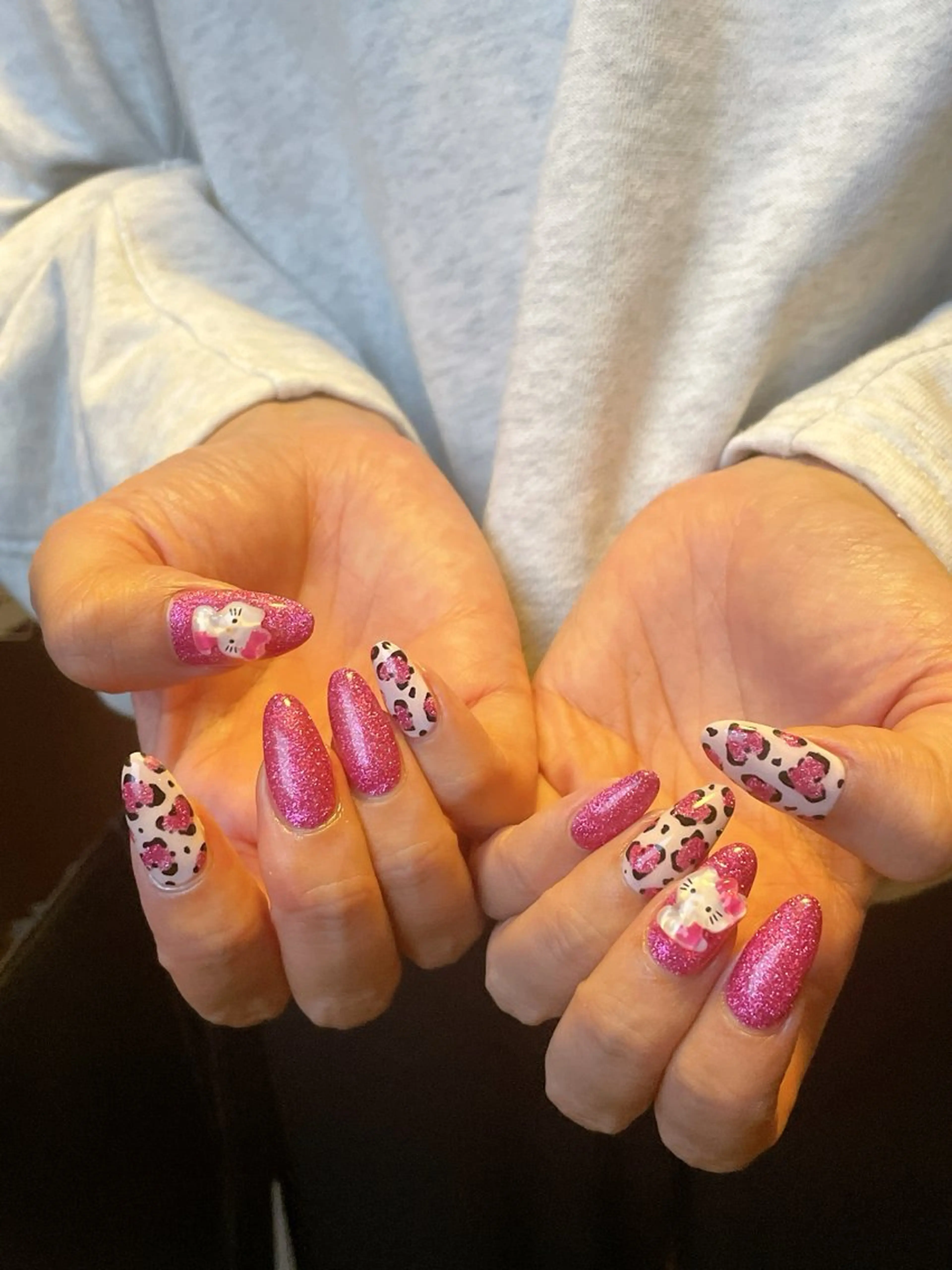 ネイル フットネイル ジェルネイル パラジェル 冬ネイル ハンドネイル kiki nail &brow二子玉川の眉毛・アイブロウイメージ