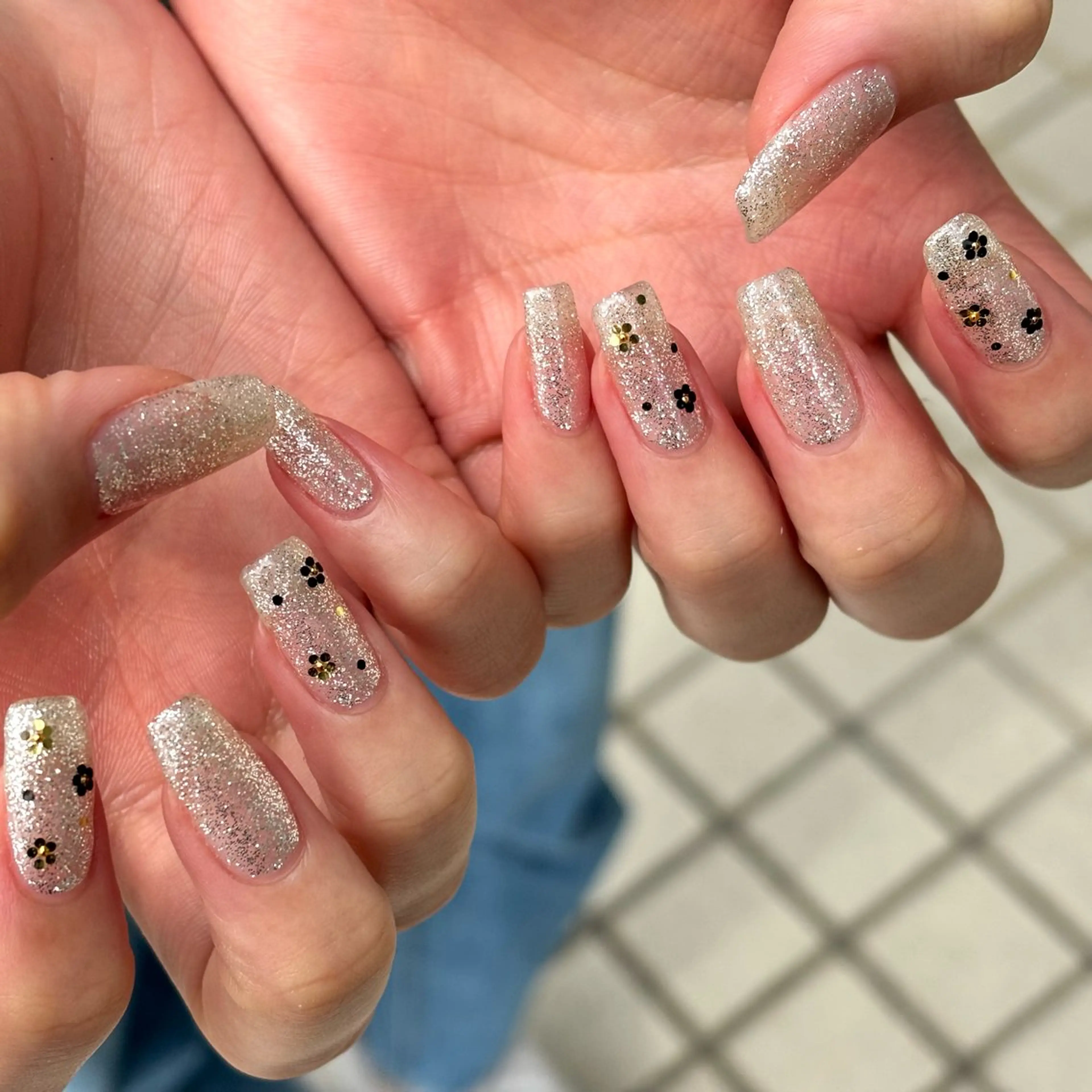 ネイル 春ネイル 6Roku  Hair所属・伊藤 貴恵のネイルデザイン