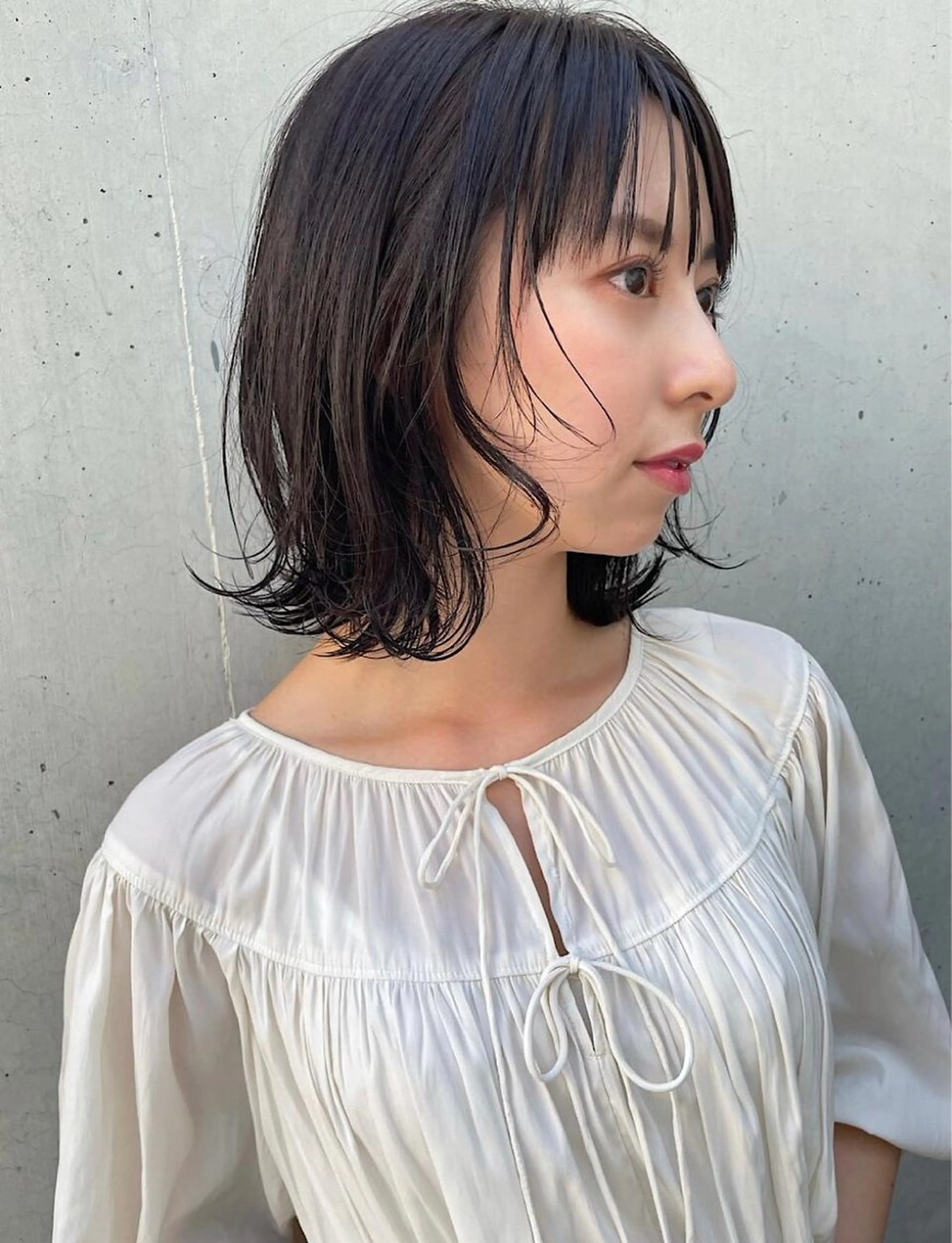 ミディアム hoNua. 栄/透明感カラーのヘアスタイル