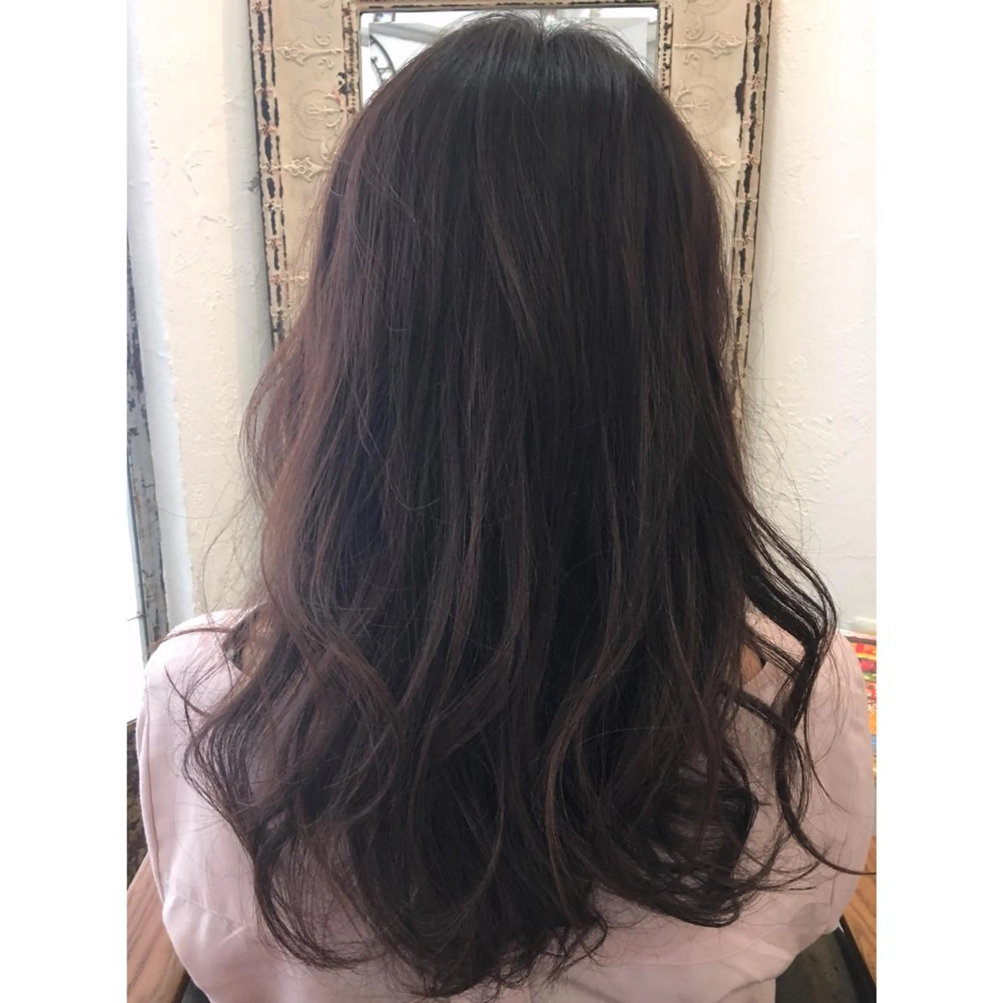 ロング fio マナミのヘアスタイル