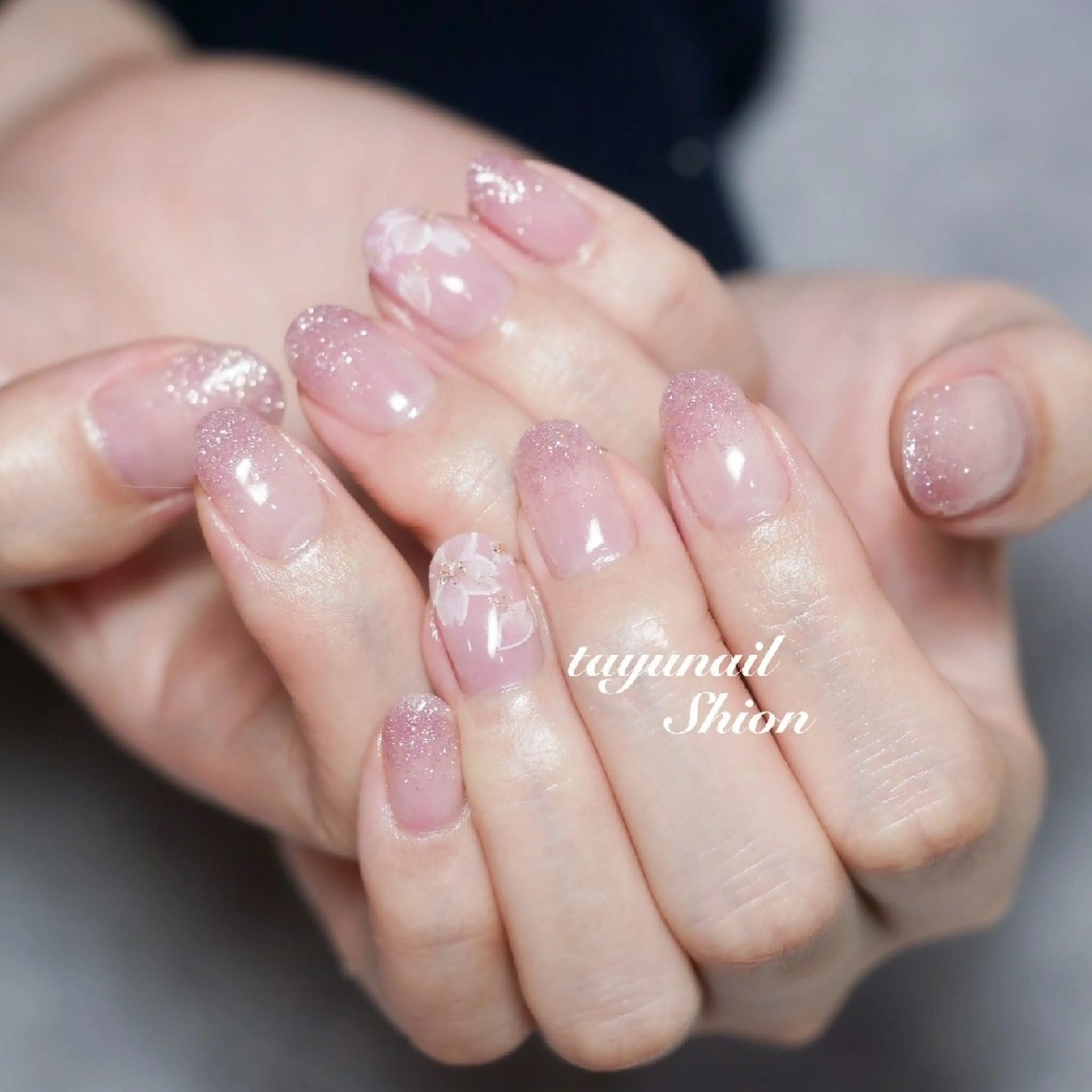 ネイル 桜ネイル ジェルネイル グラデーション キラキラネイル パラジェル ネイルサロン 【たゆnail】のネイルデザイン