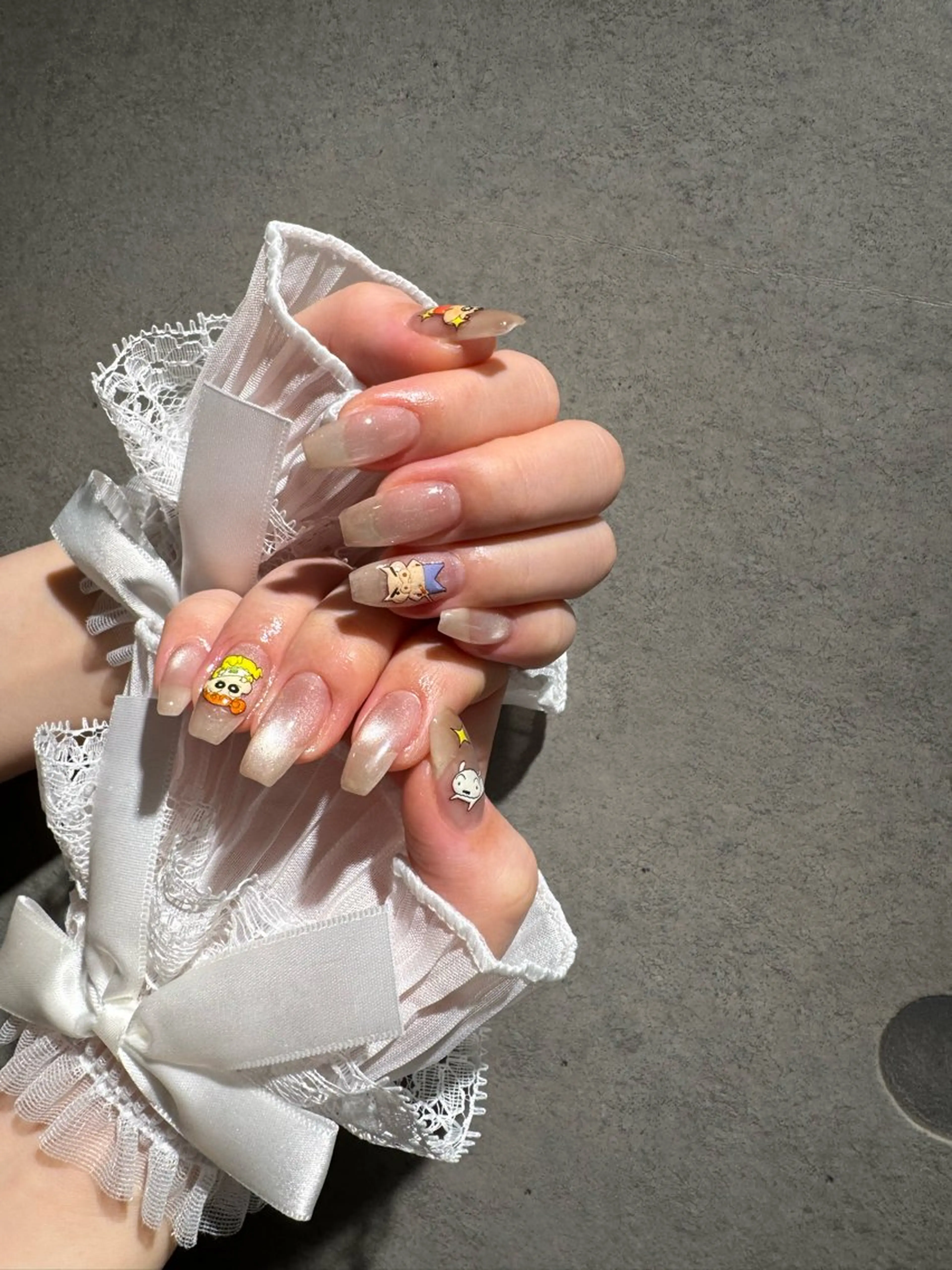 ネイル I-nailロング /ワンホン/キラキラのネイルデザイン