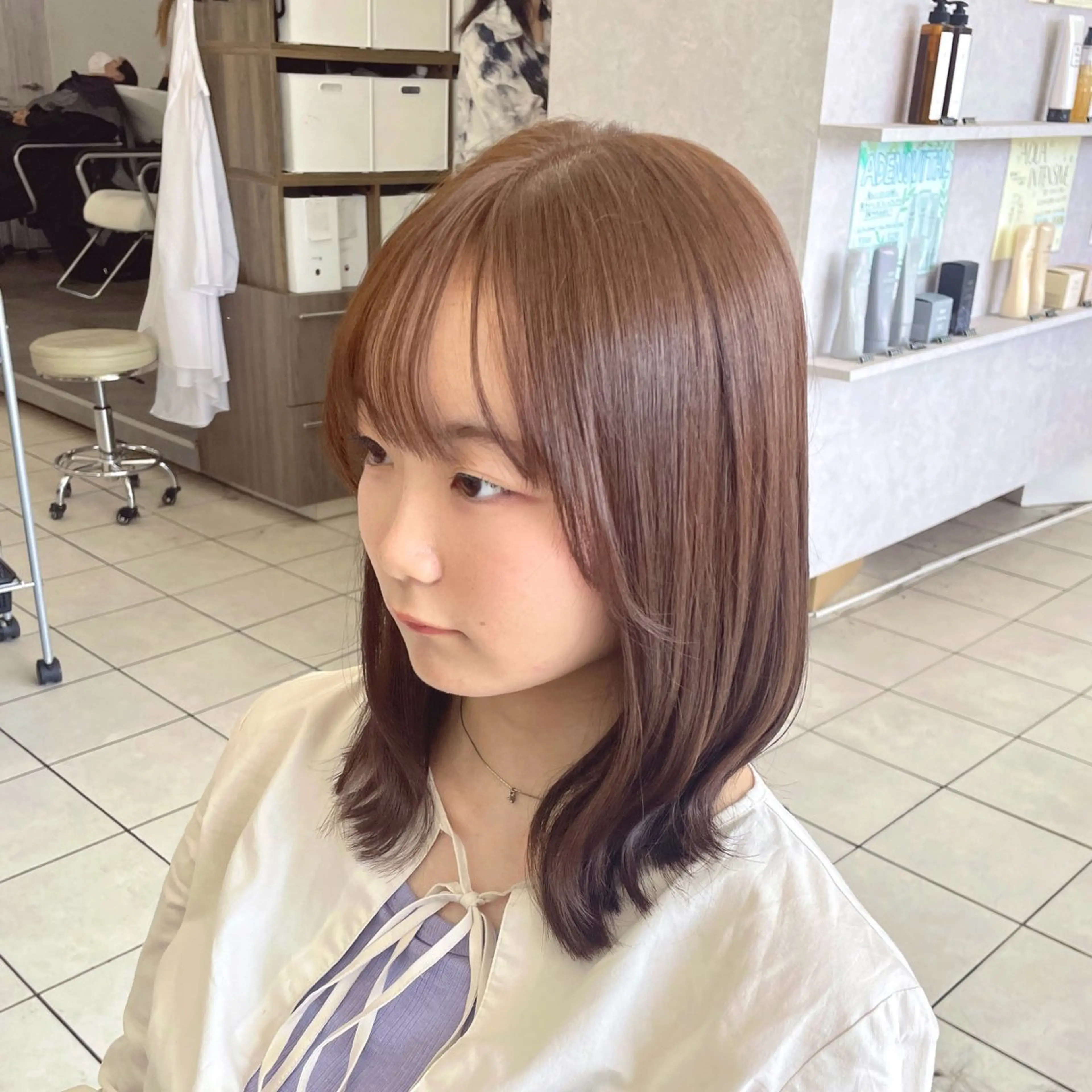 ミディアム ボブレイヤー ボブ 顔周りカット レイヤーカット カット ヘアカラー ダブルカラー/艶髪 🪽minoriのヘアスタイル