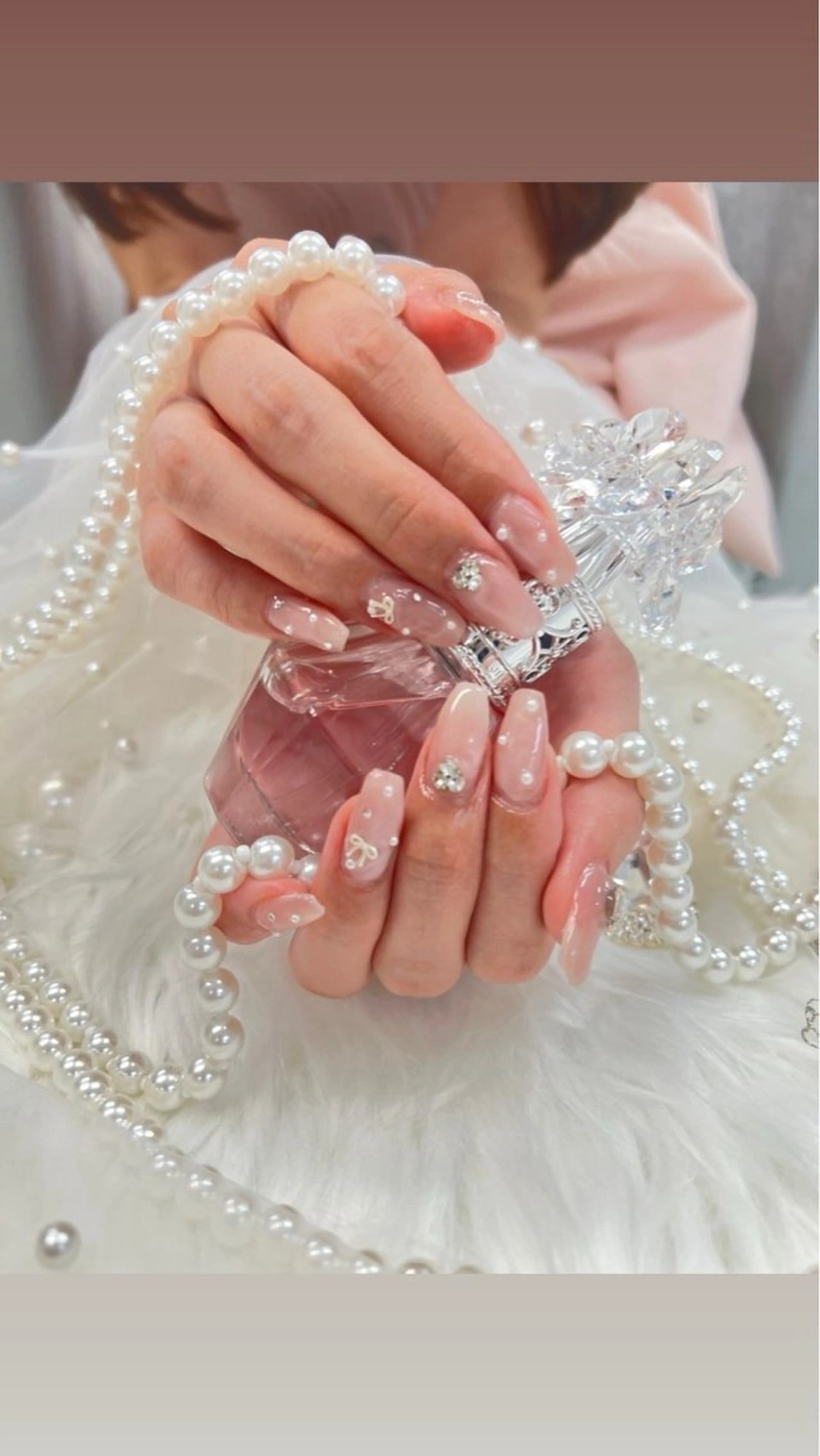 ネイル フットネイル フレンチネイル ジェルネイル ガラスフレンチ キラキラネイル Queeens nailのネイルデザイン