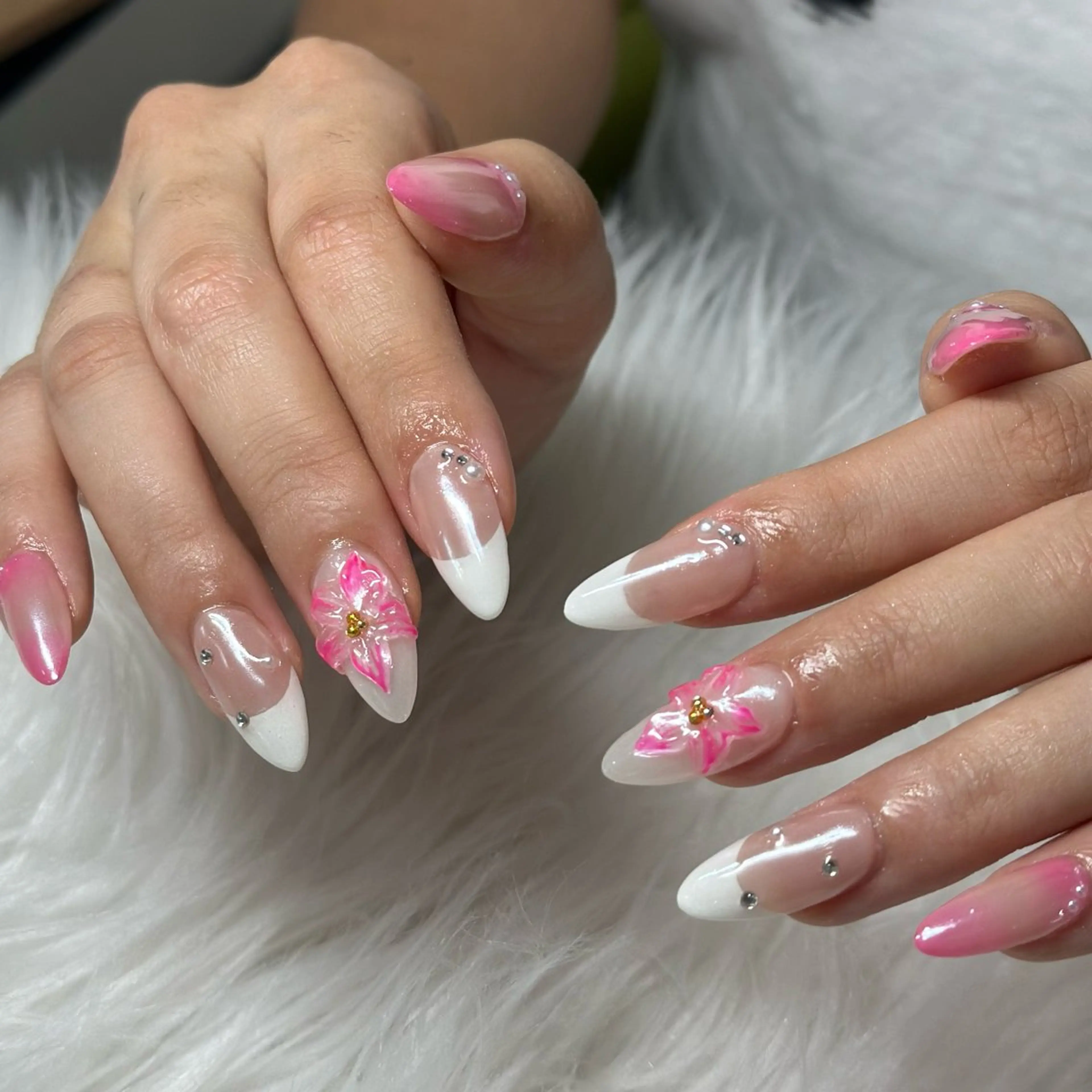 ネイル ハンドネイル mis uzuのネイルデザイン