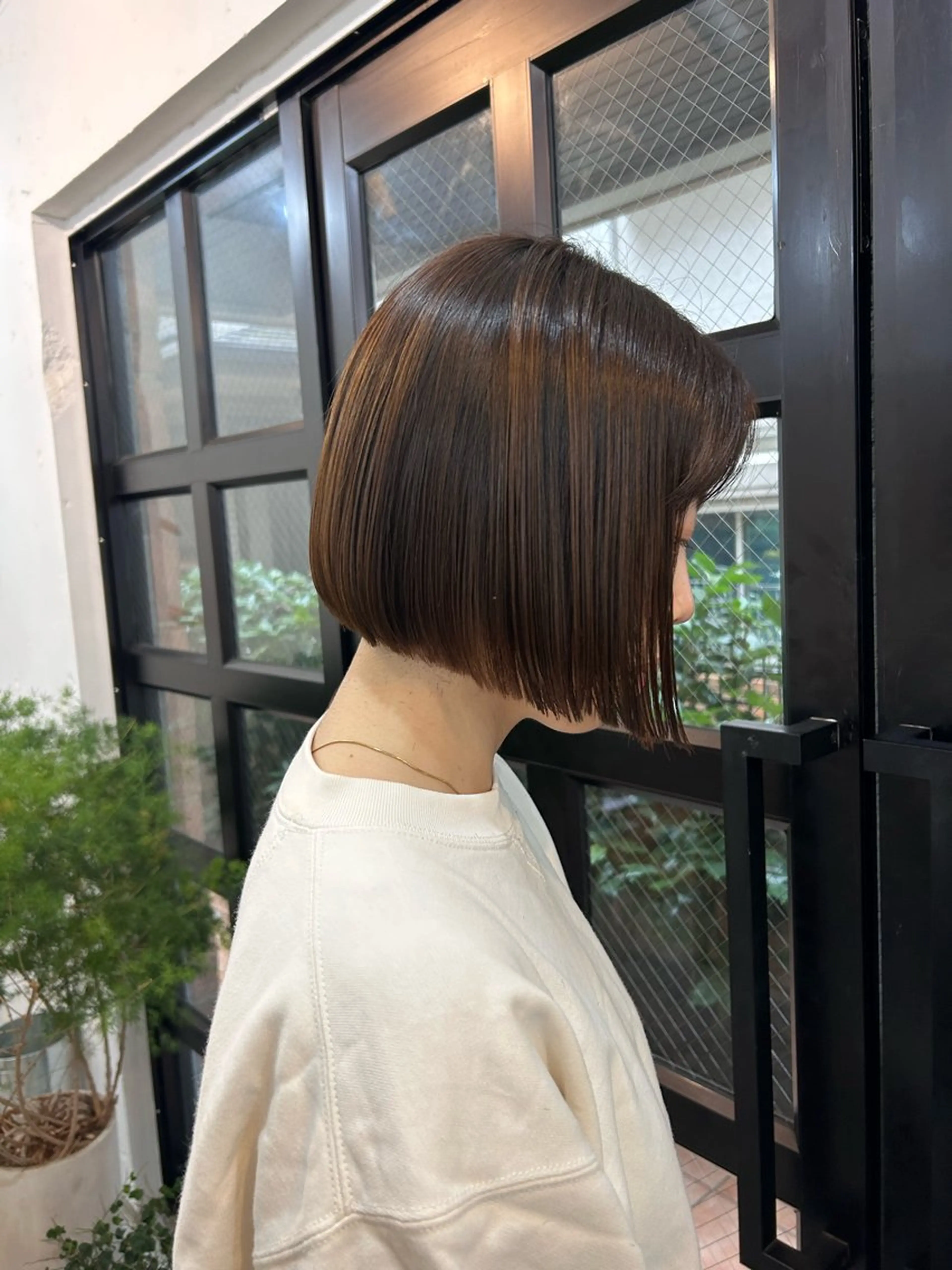 ショート ~洗練ナチュラル~ 🪵 岡田 知佳のヘアスタイル