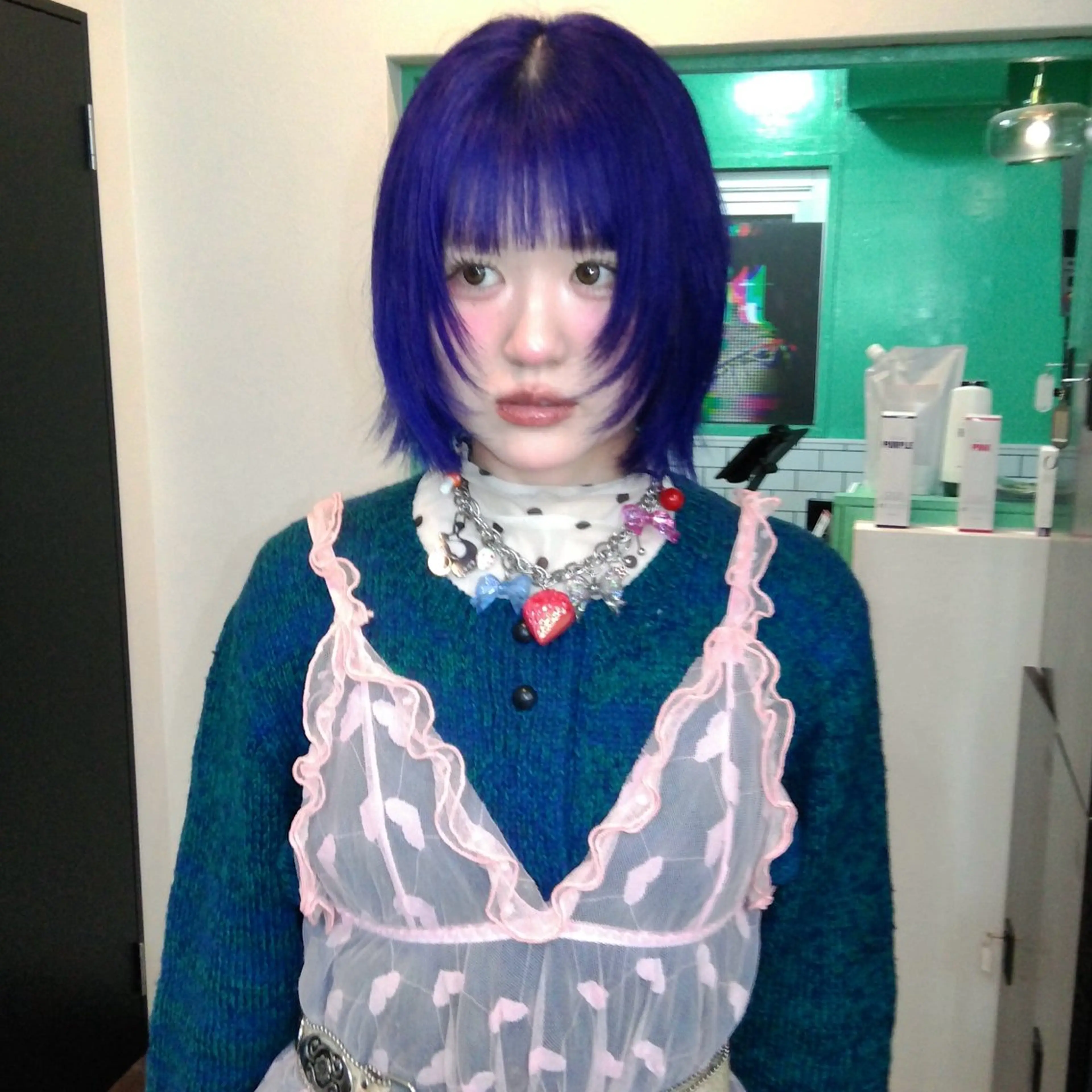 ショート ボブレイヤー ボブ レイヤーカット ヘアカラー ハッシュカット🎀 MIYU💖のヘアスタイル