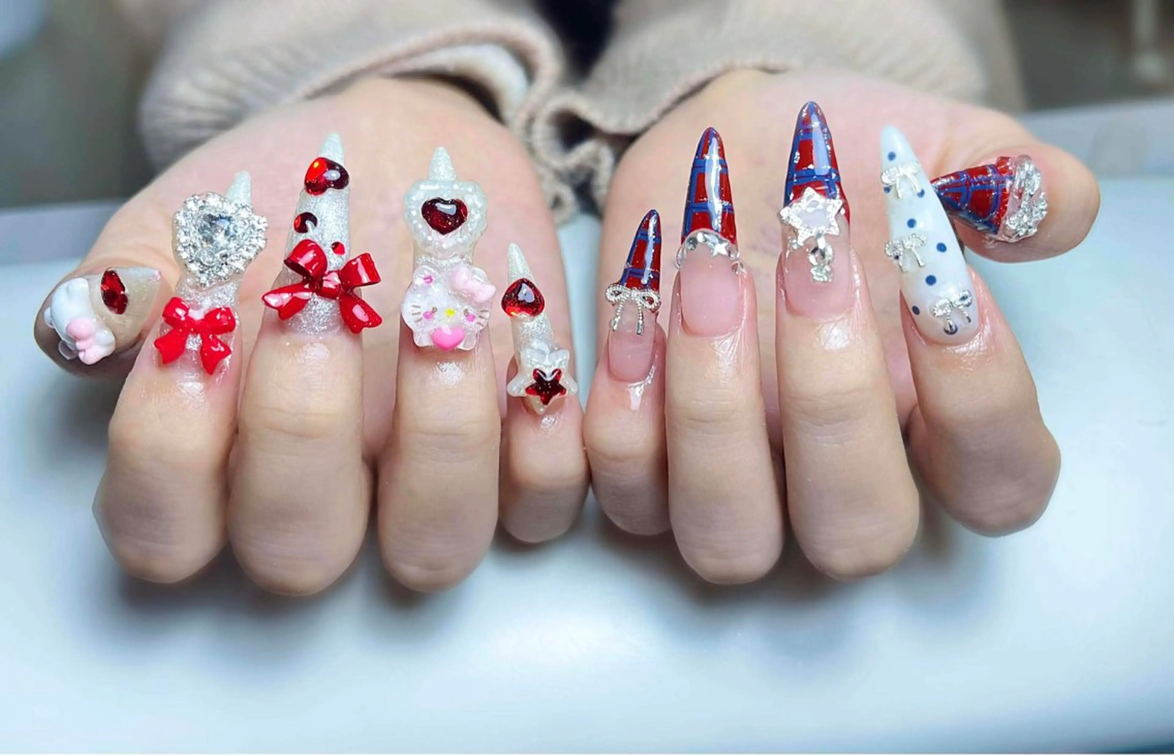 ネイル アートネイル 成人式 ジェルネイル ニュアンスネイル 夏ネイル ハンドネイル NIE MoMoのネイルデザイン