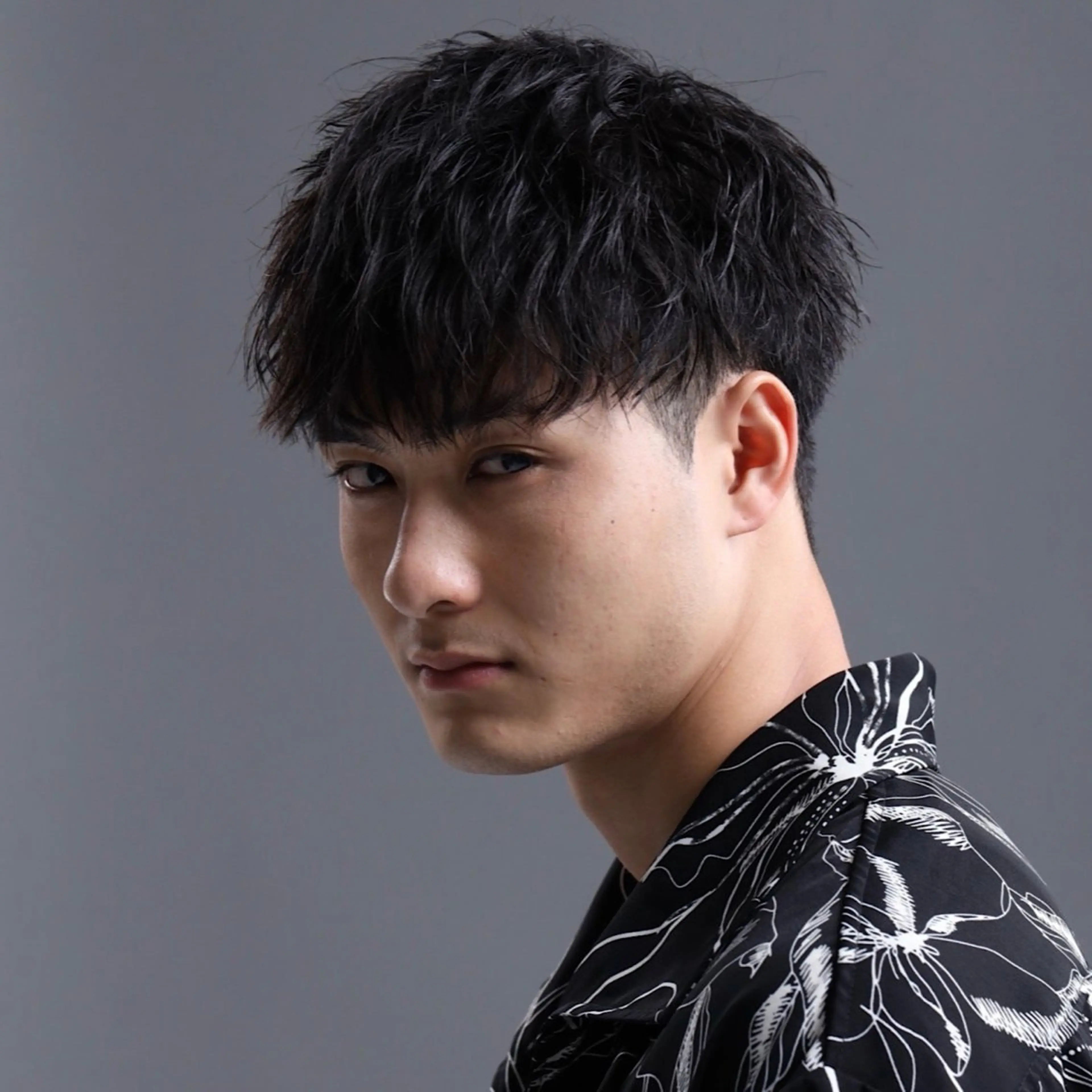 ショート パーマ メンズ メンズパーマ カット パーマ 稲村侑斗朝セット1分 メンズパーマのヘアスタイル