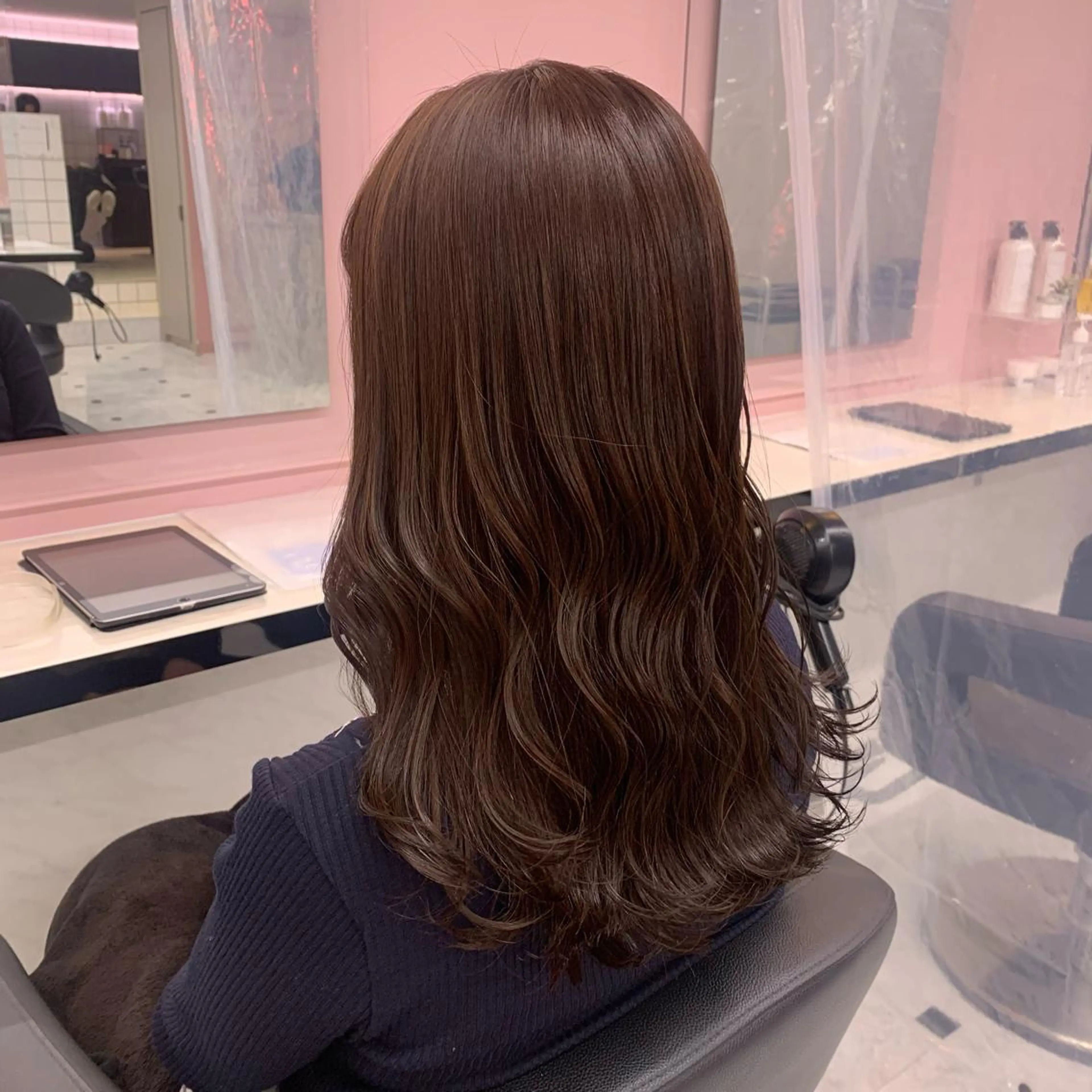 セミロング カラー 🩰透明感カラー♡ UTA🩰のヘアスタイル