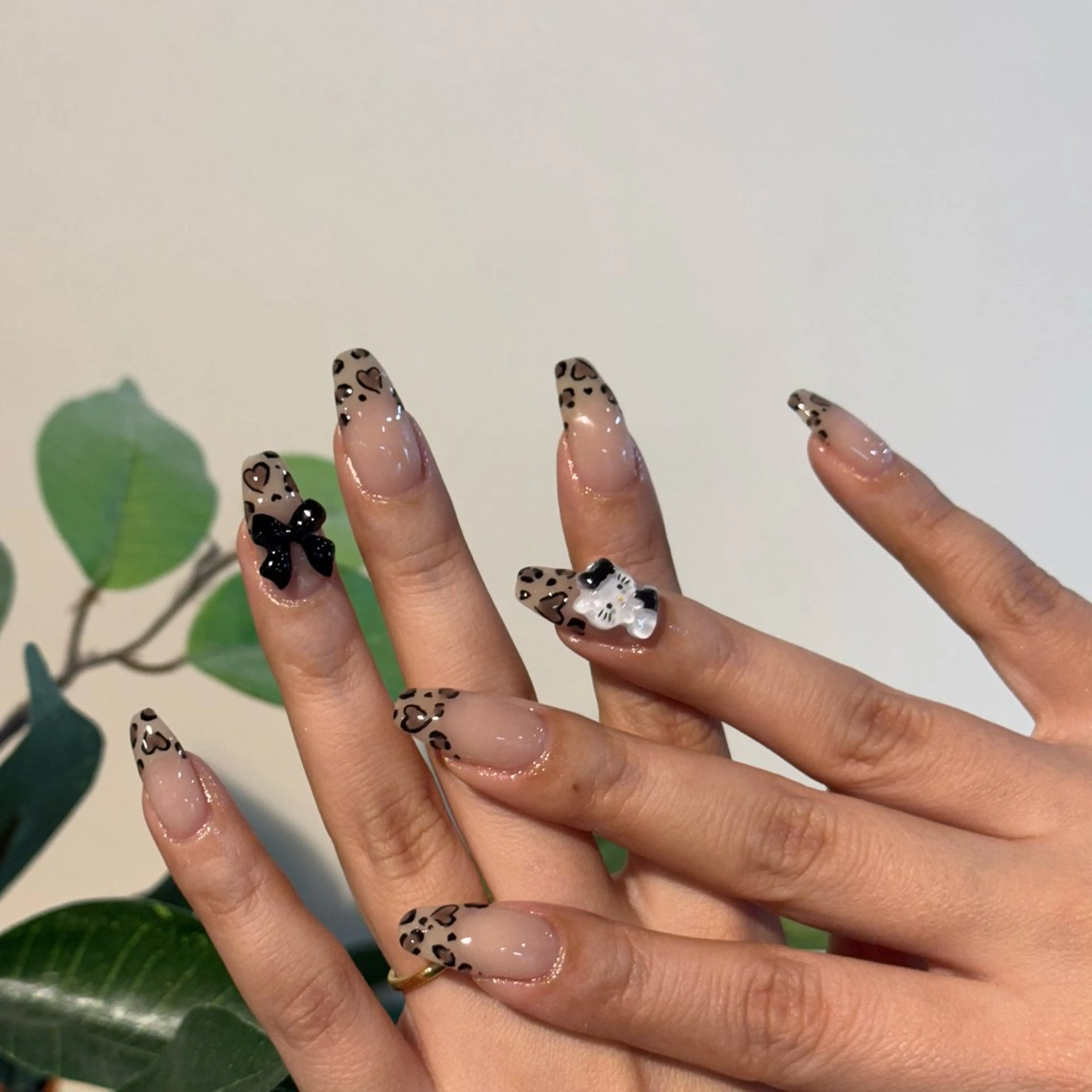 ネイル ハンドネイル ☁️BLITZ 🎀笠原雪音🎀のネイルデザイン