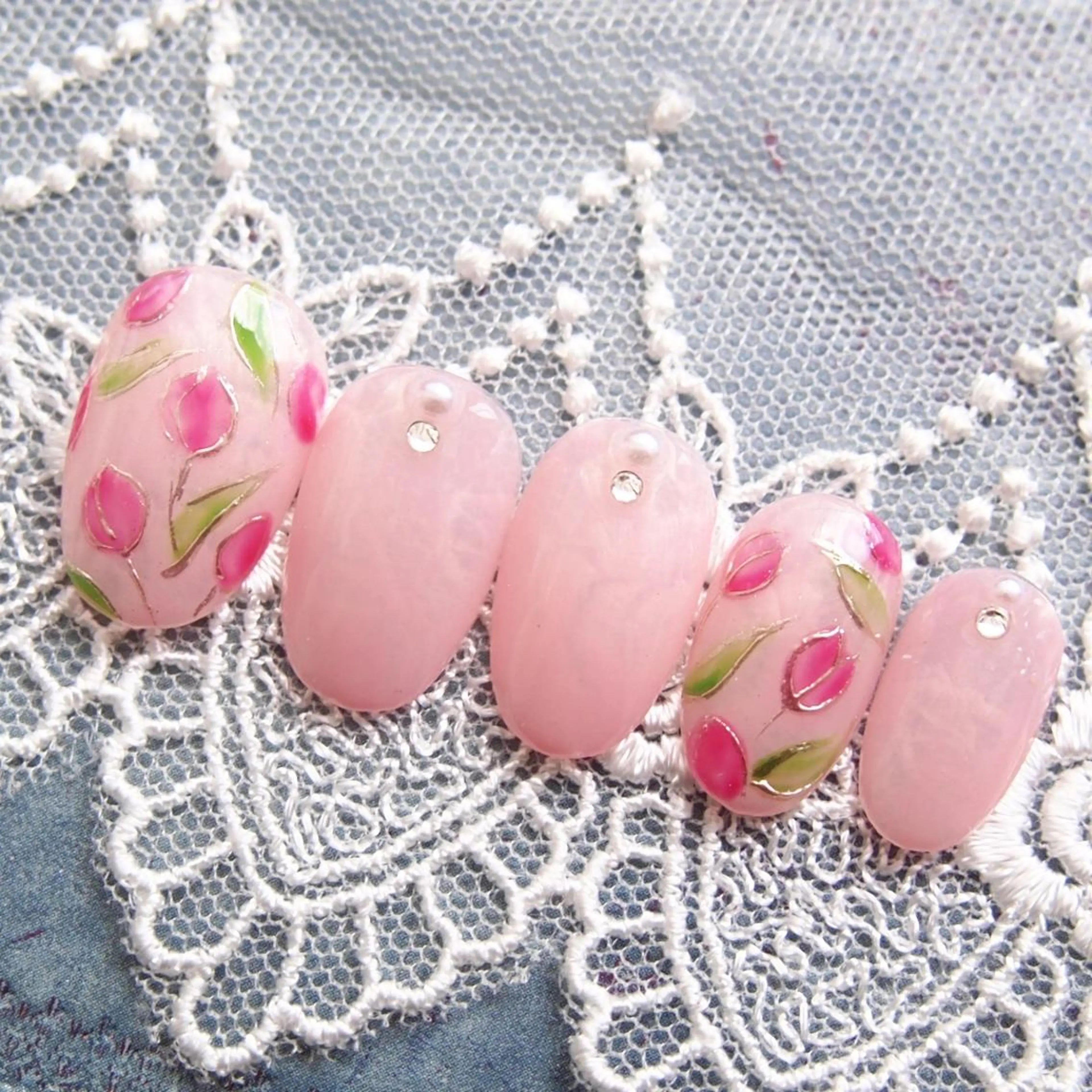 ネイル 山田 麻衣のネイルデザイン