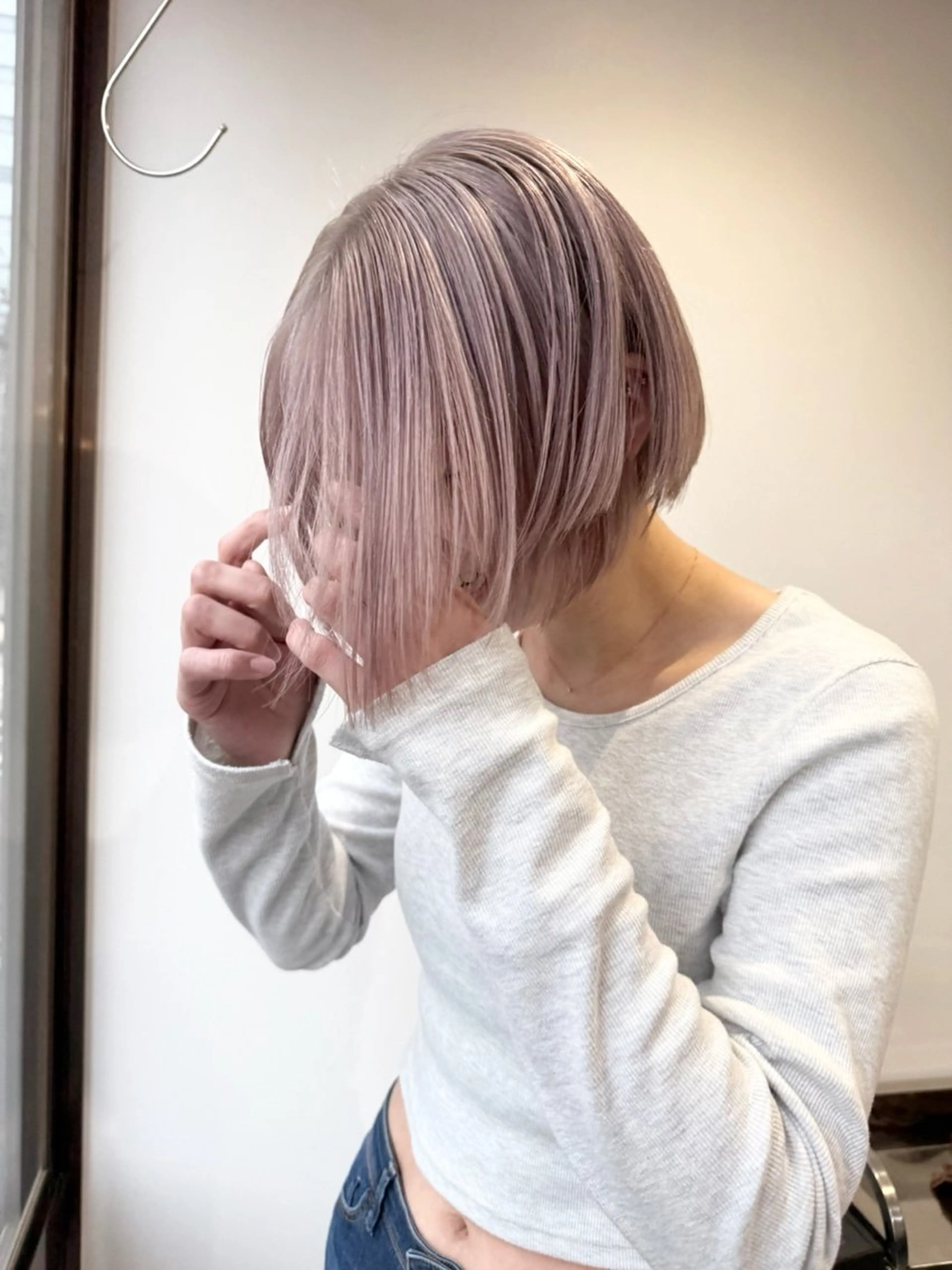 カラー ヘアカラー トリートメント ブリーチ/ ハイトーン/森 裕斗のヘアスタイル