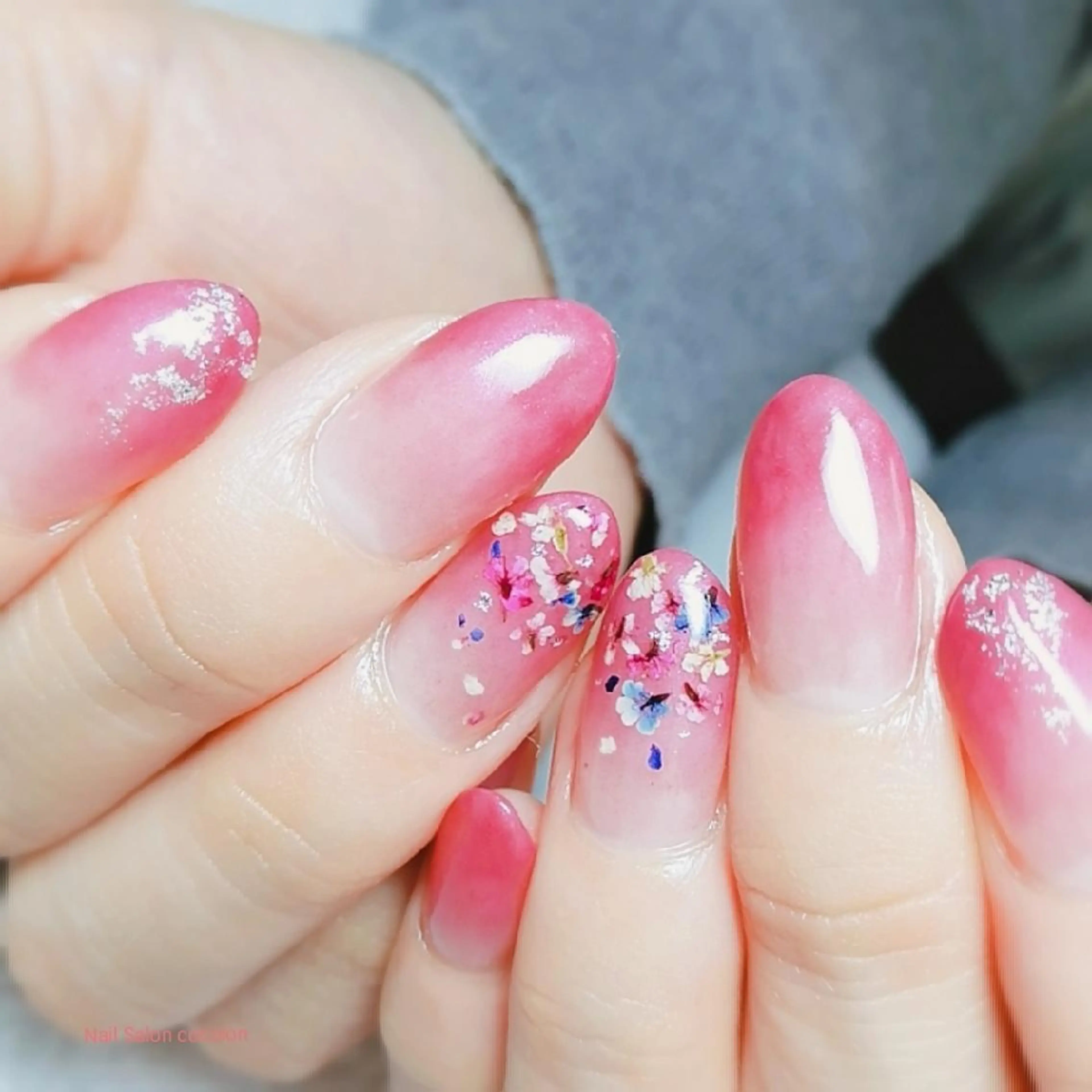 ネイル アートネイル グラデーション ハンドネイル 柴崎 美幸のネイルデザイン