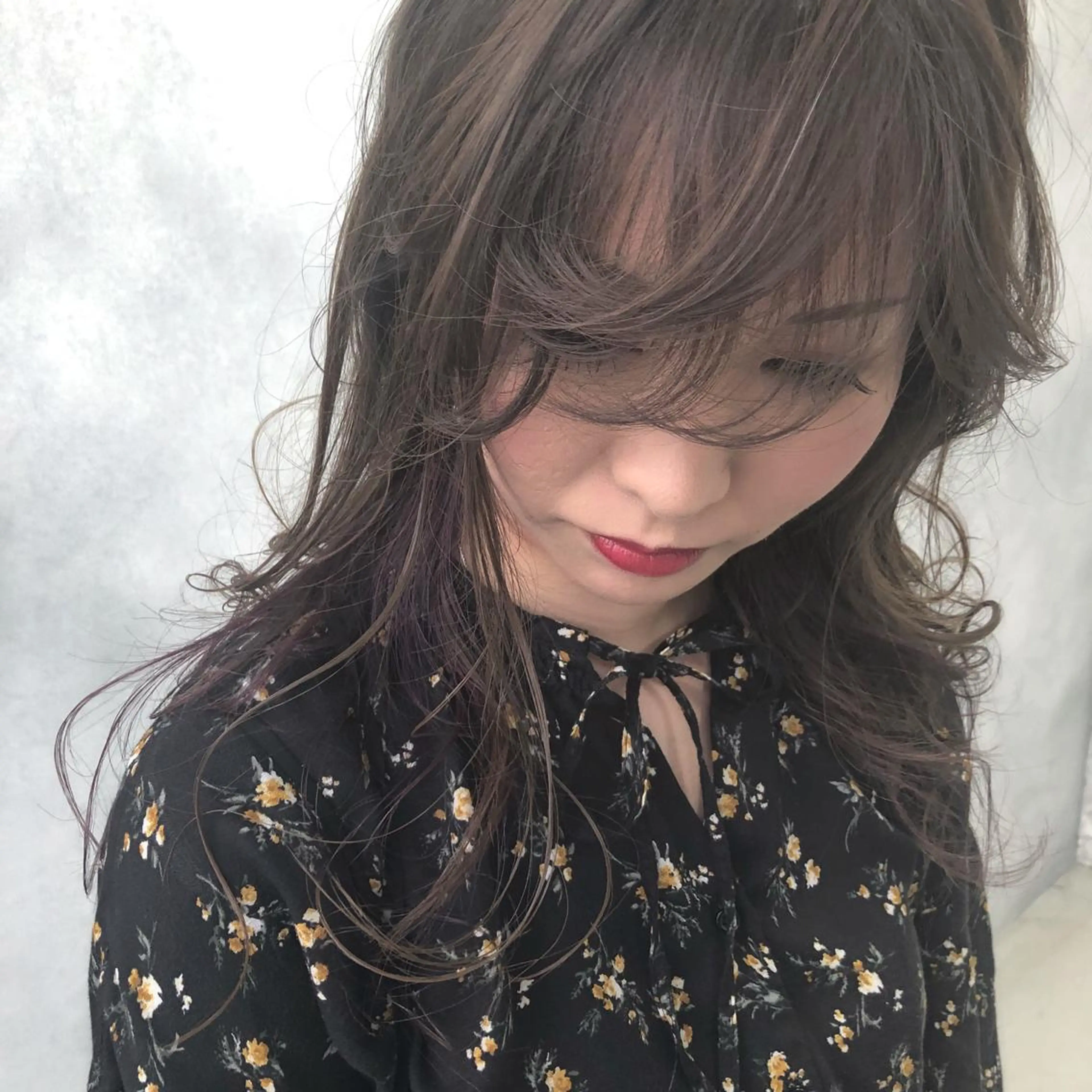 ロング カラー ブリーチ インナーカラー ピンクカラー ピンクパープル パープルカラー ORIKA 美容室のヘアスタイル