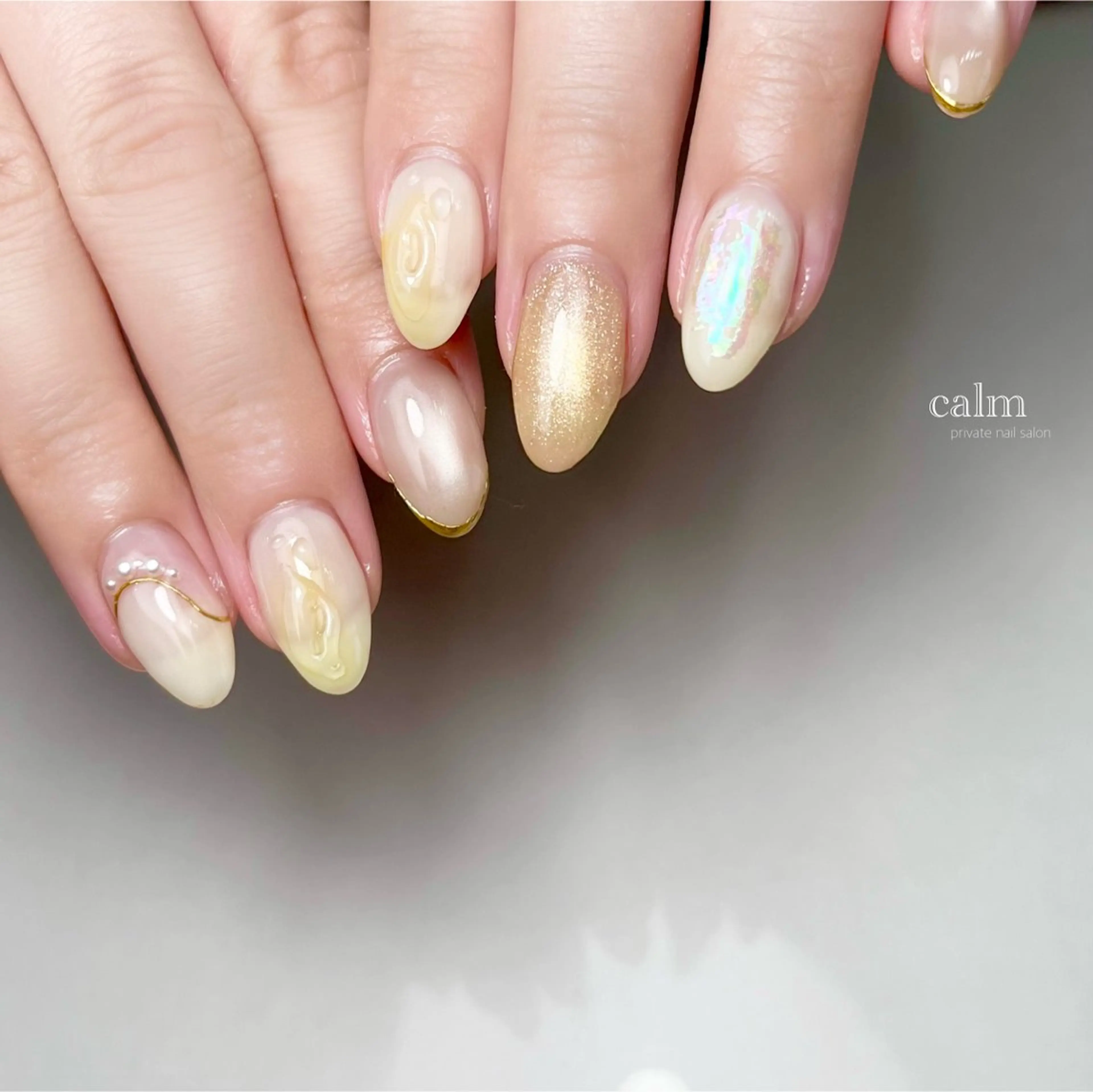 ネイル ハンドネイル calm 〔ｶｰﾑ〕のネイルデザイン