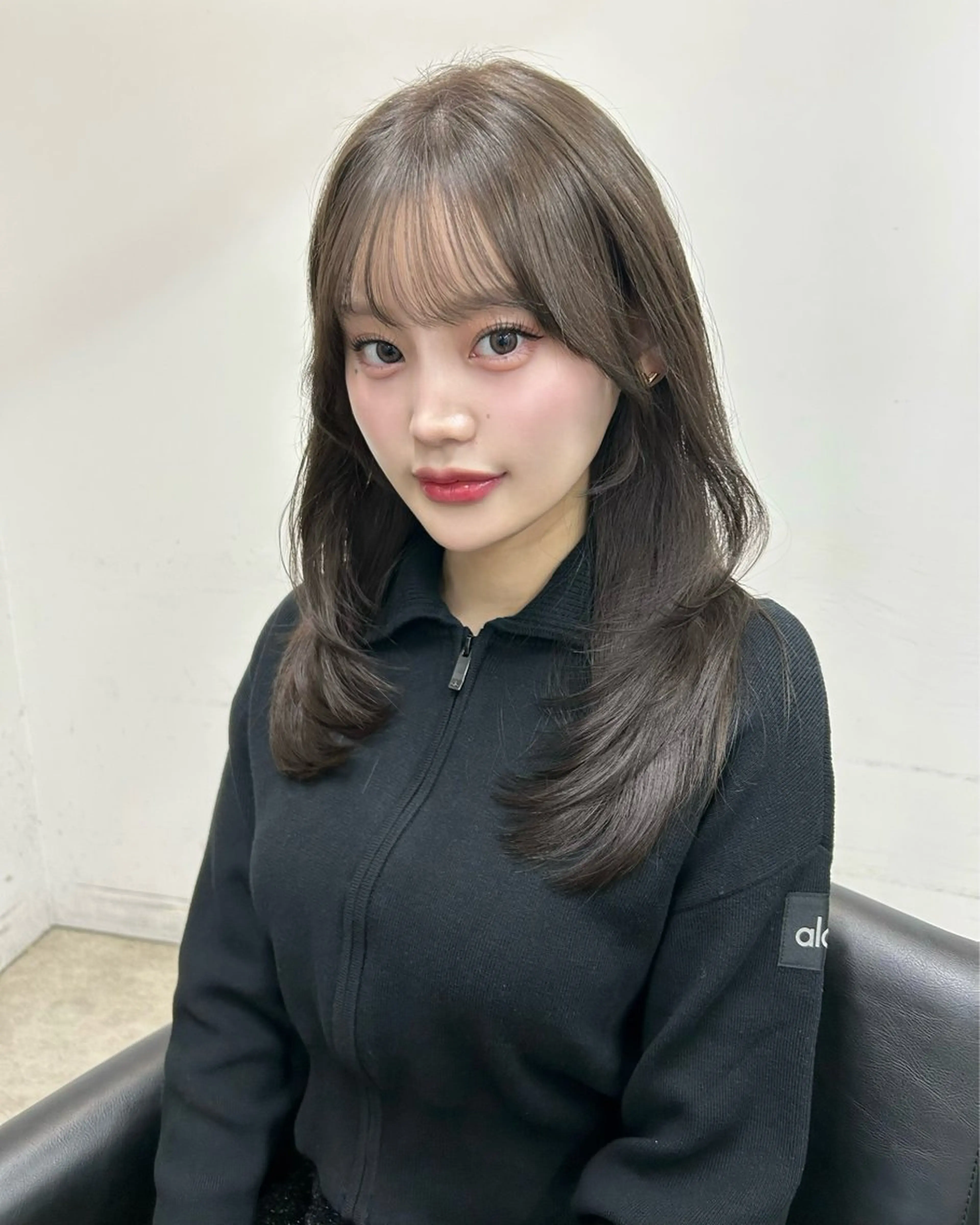 セミロング カラー 透明感カラー 韓国風ヘア レイヤーカット 梅田l大人韓国ヘア レイヤー×艶カラーのヘアスタイル