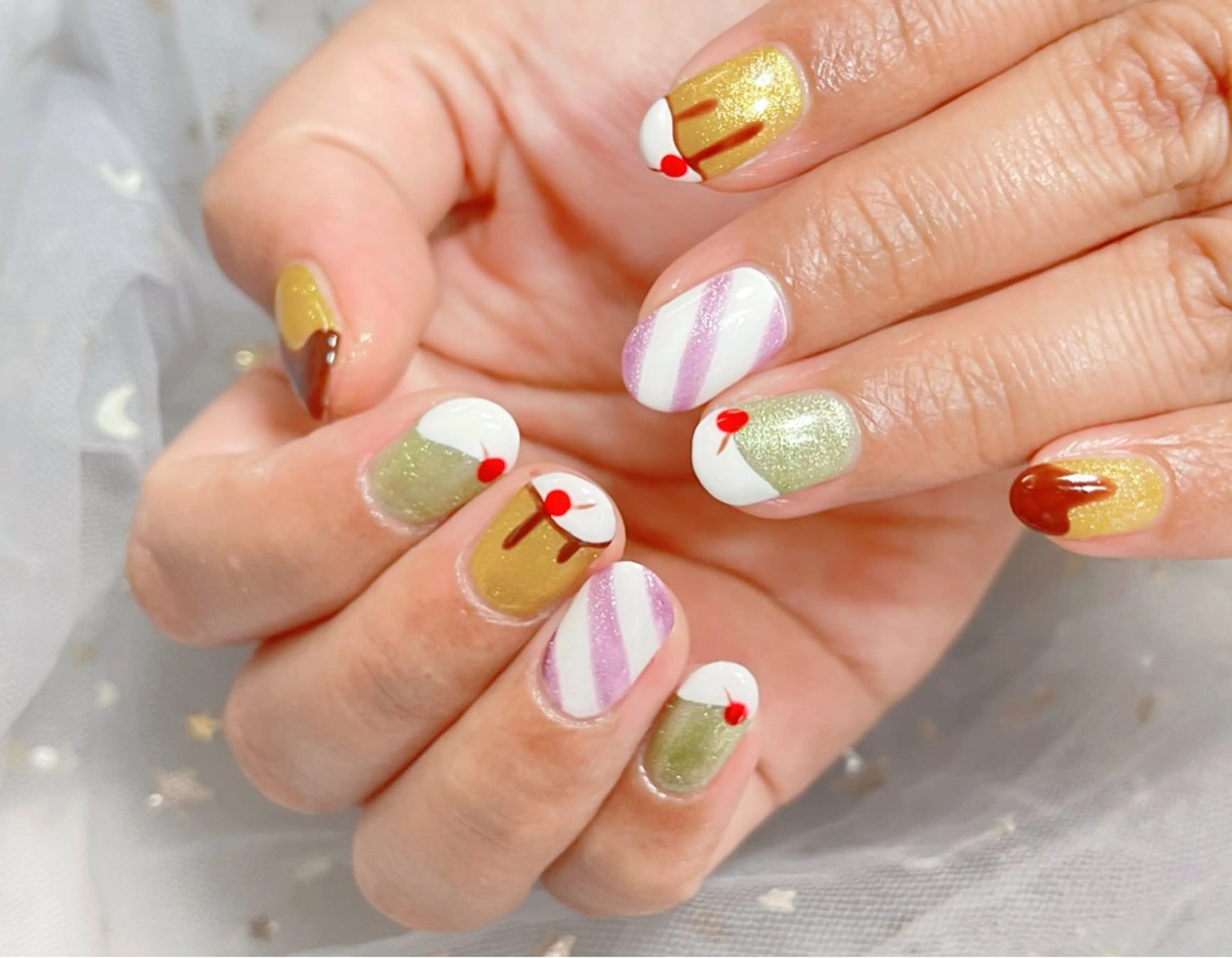 ネイル ハンドネイル 🎀ネイルサロン エクラYUI🎀のネイルデザイン