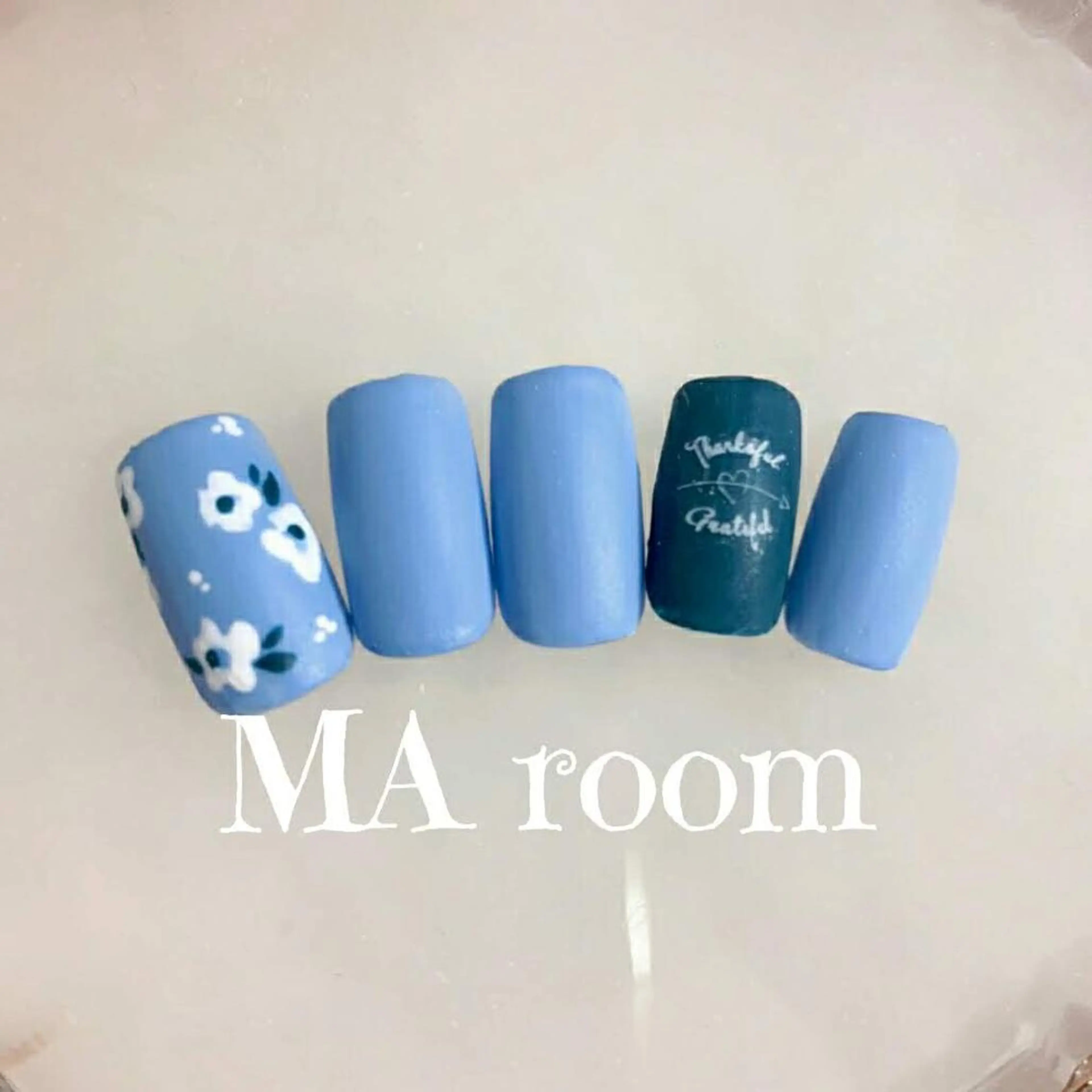ネイル &MERCI所属・&MERCI nail maoのネイルデザイン