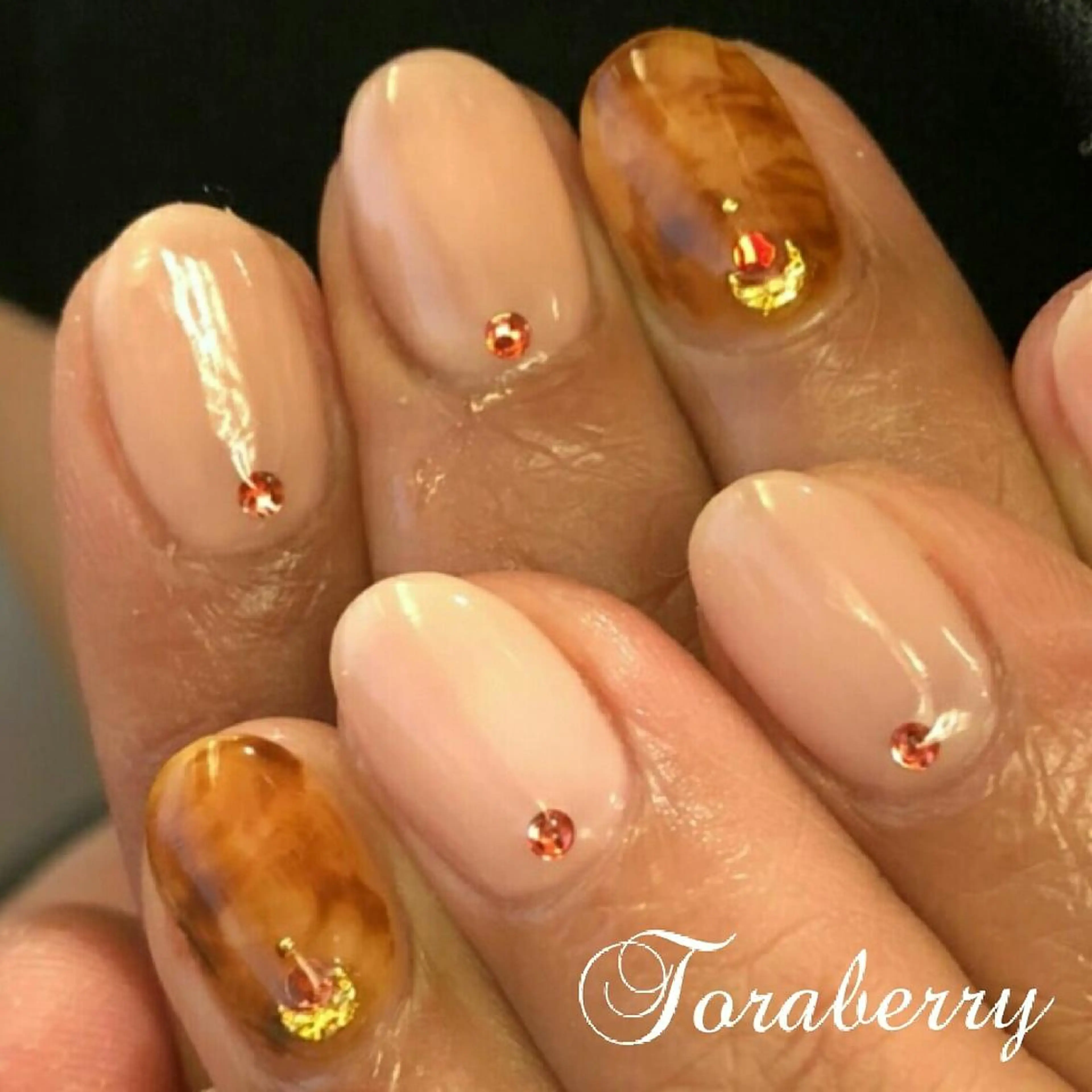 ネイル べっ甲ネイル ハンドネイル ネイリスト なつみのネイルデザイン