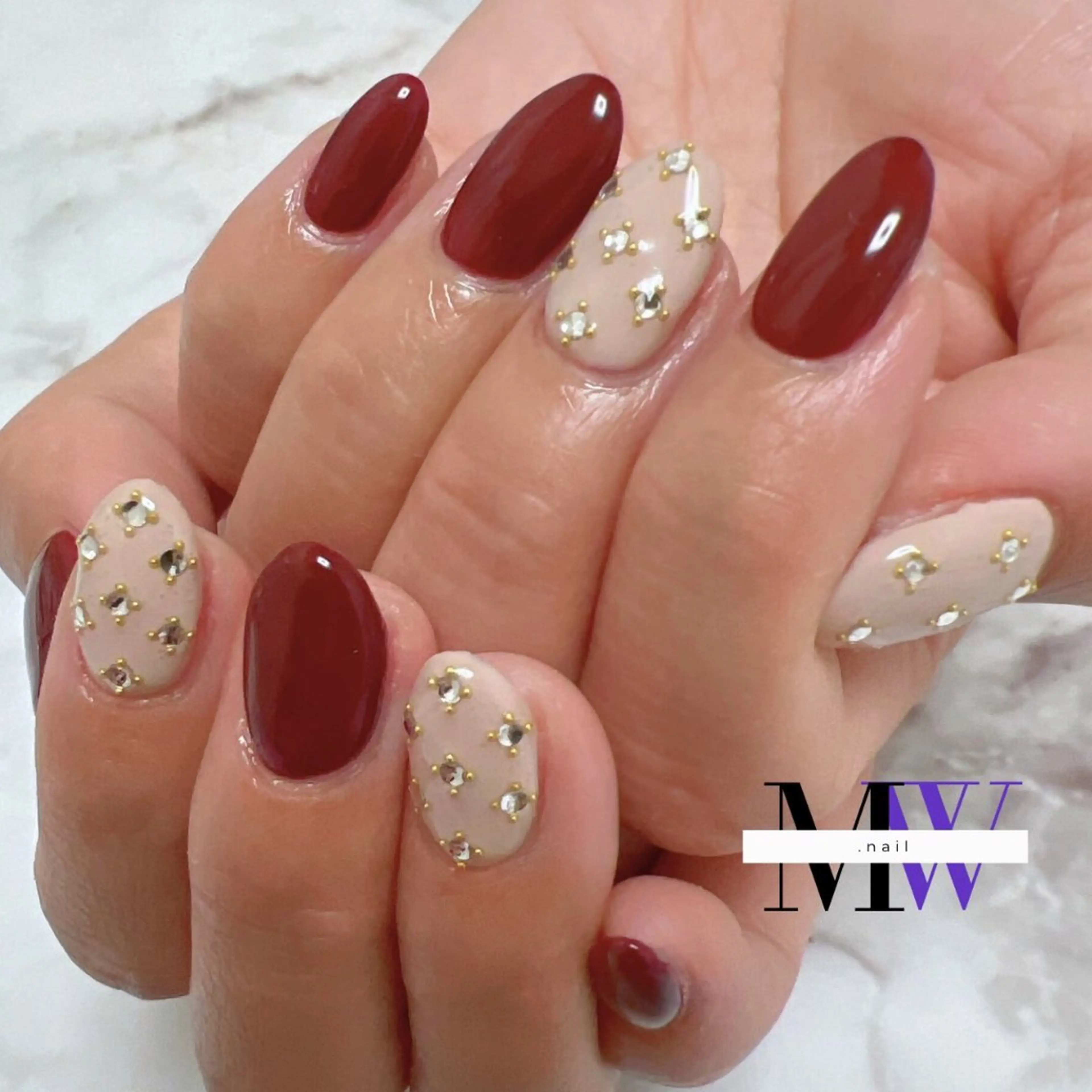 ネイル アートネイル ストーンネイル ハンドネイル MW .nailのネイルデザイン