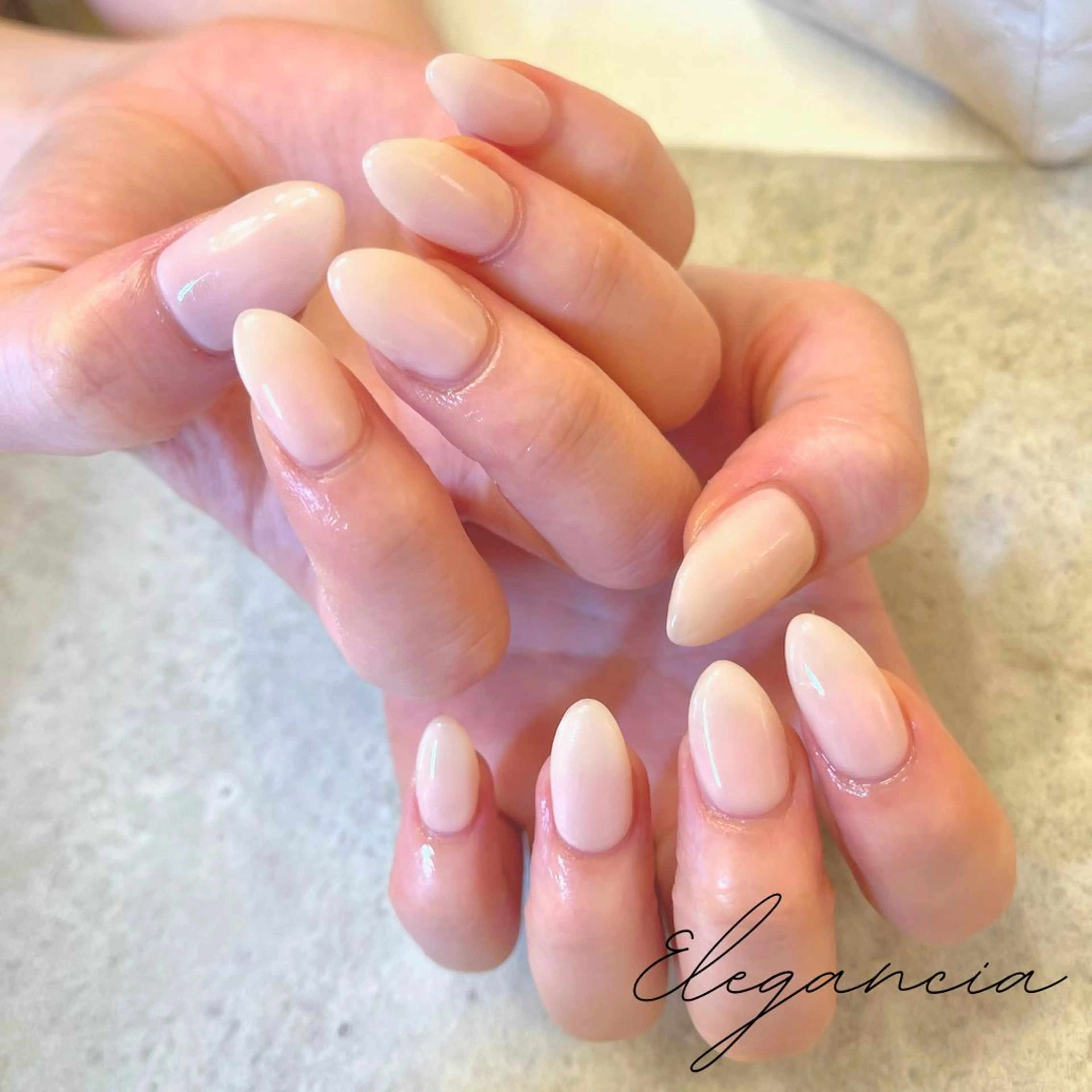 カラー ネイル Elegancia. Hiromiのネイルデザイン