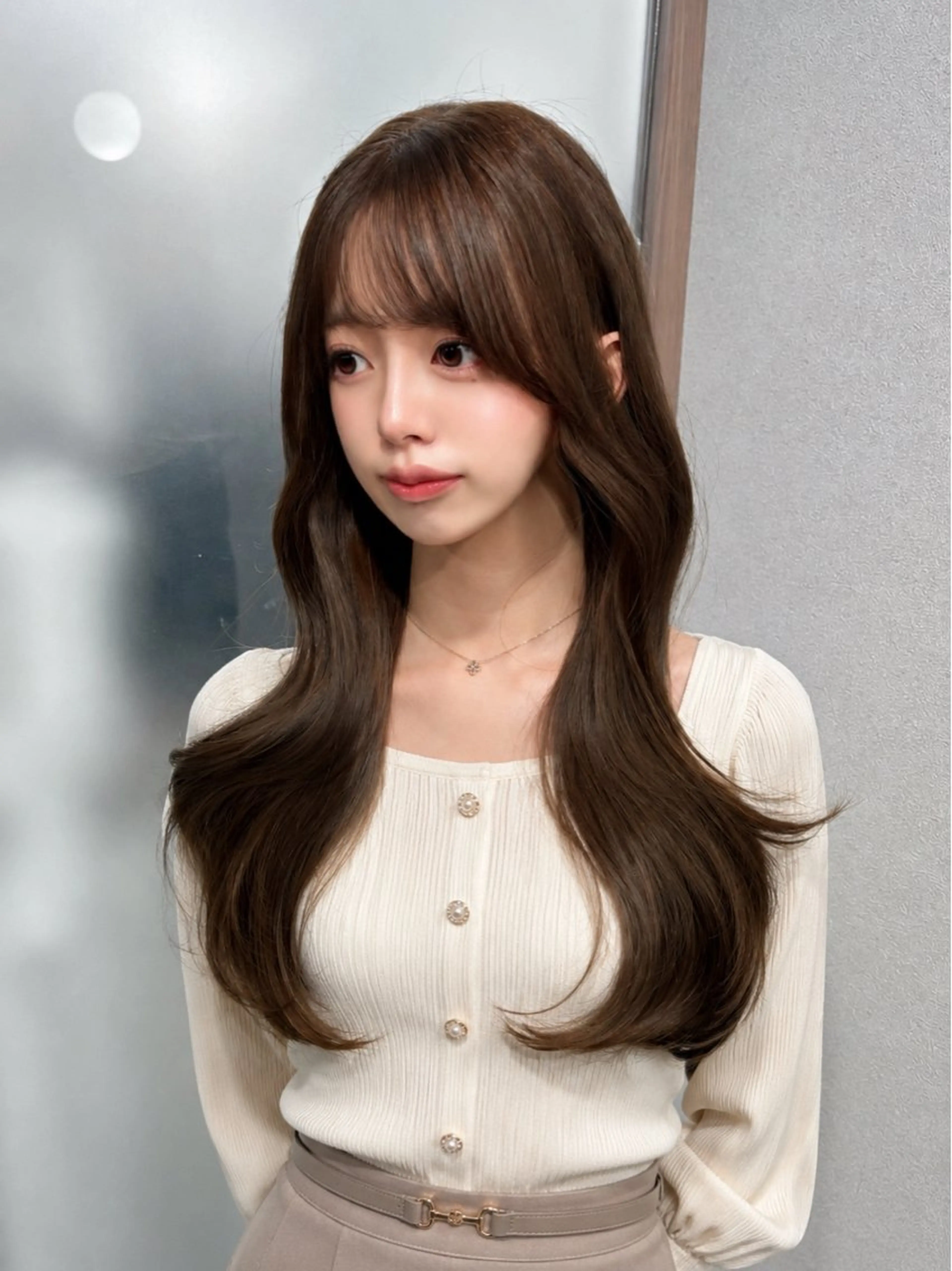 ロング カラー ベージュカラー ブリーチ ダブルカラー ラベンダーカラー ラベンダーベージュ カット ヘアカラー トリートメント 友田 那都のヘアスタイル