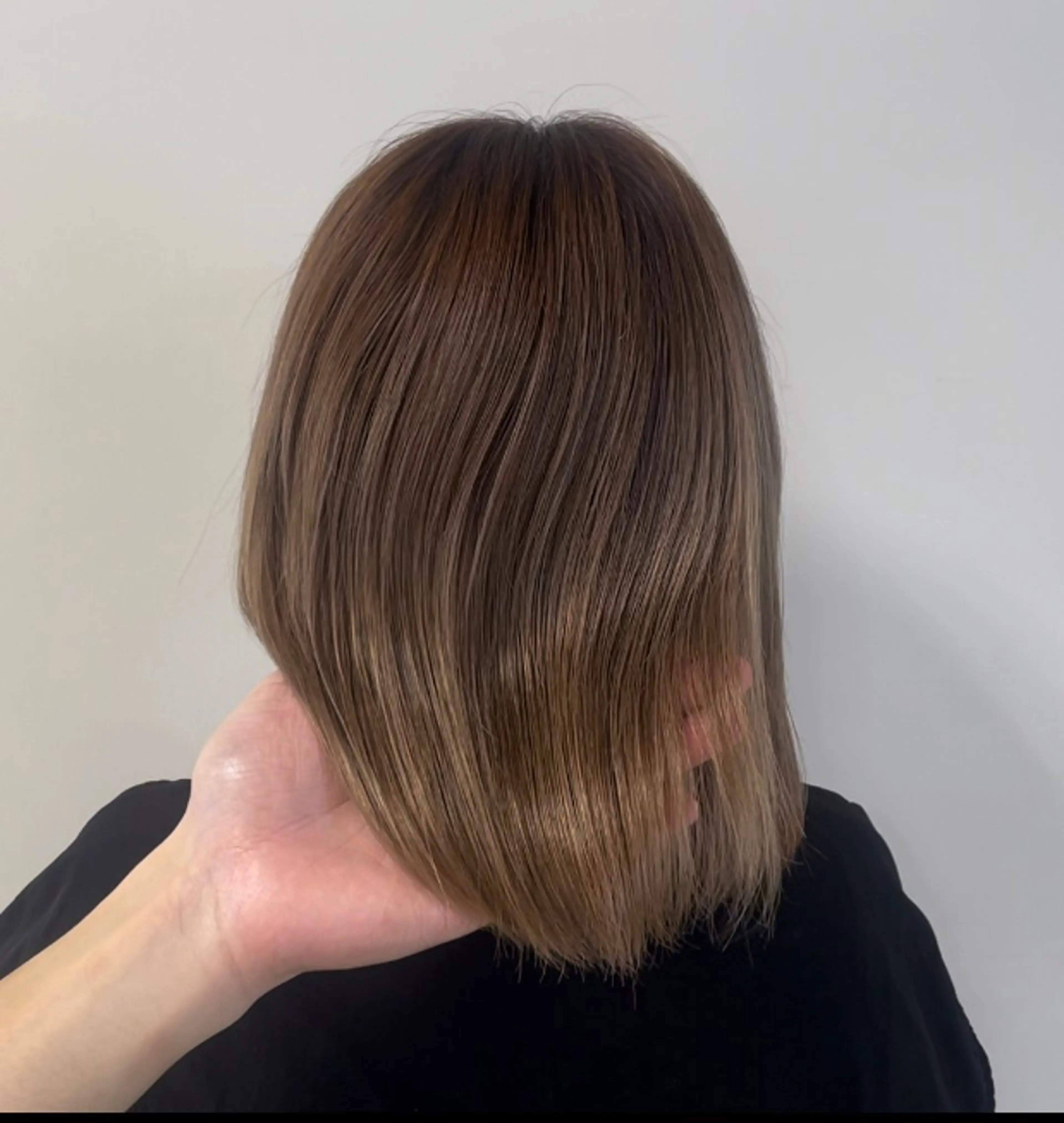 ミディアム カラー シャドウパーマ／骨格 矯正カット　トモキのヘアスタイル