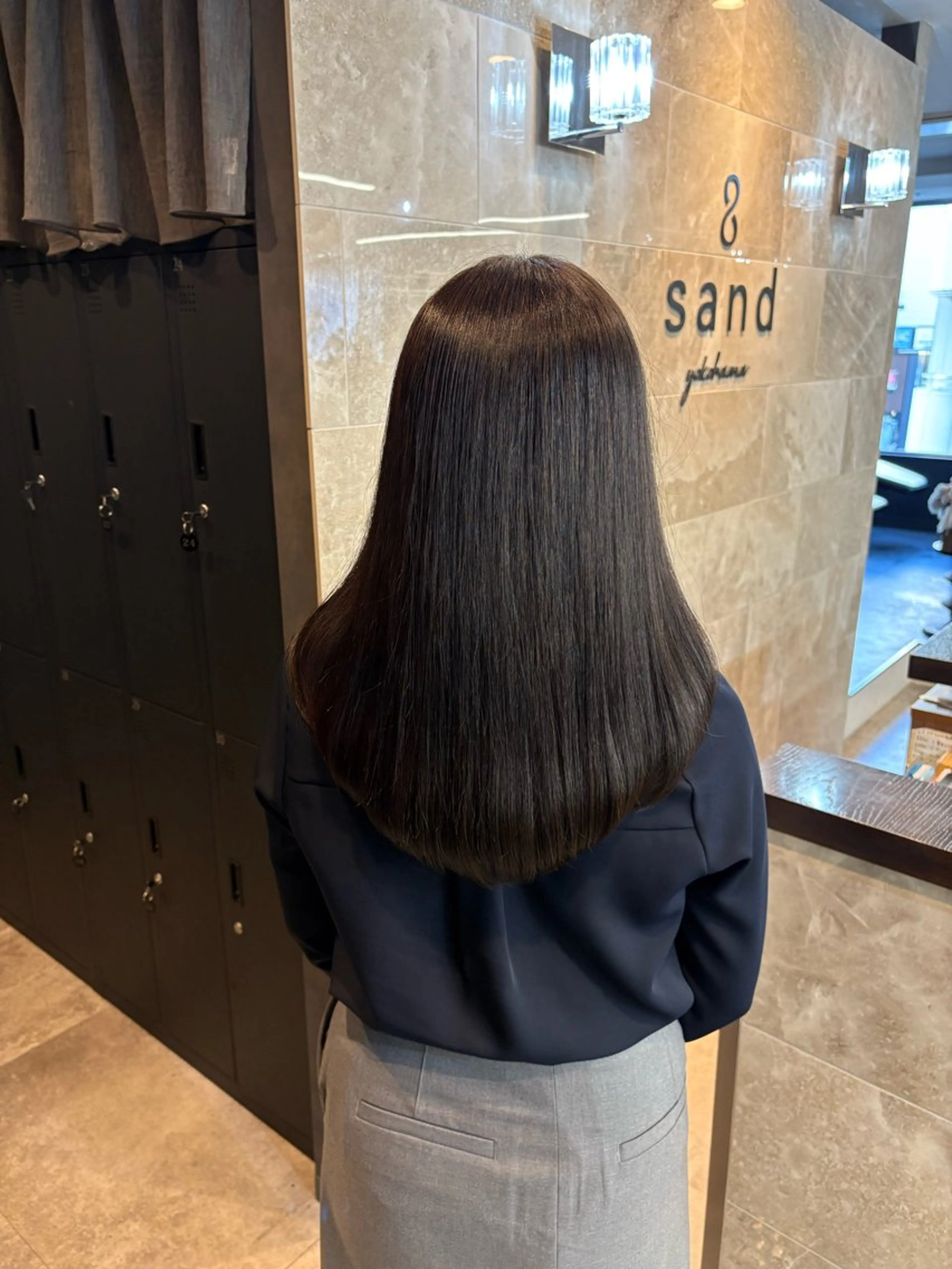 カラー 山田 栞那のヘアスタイル