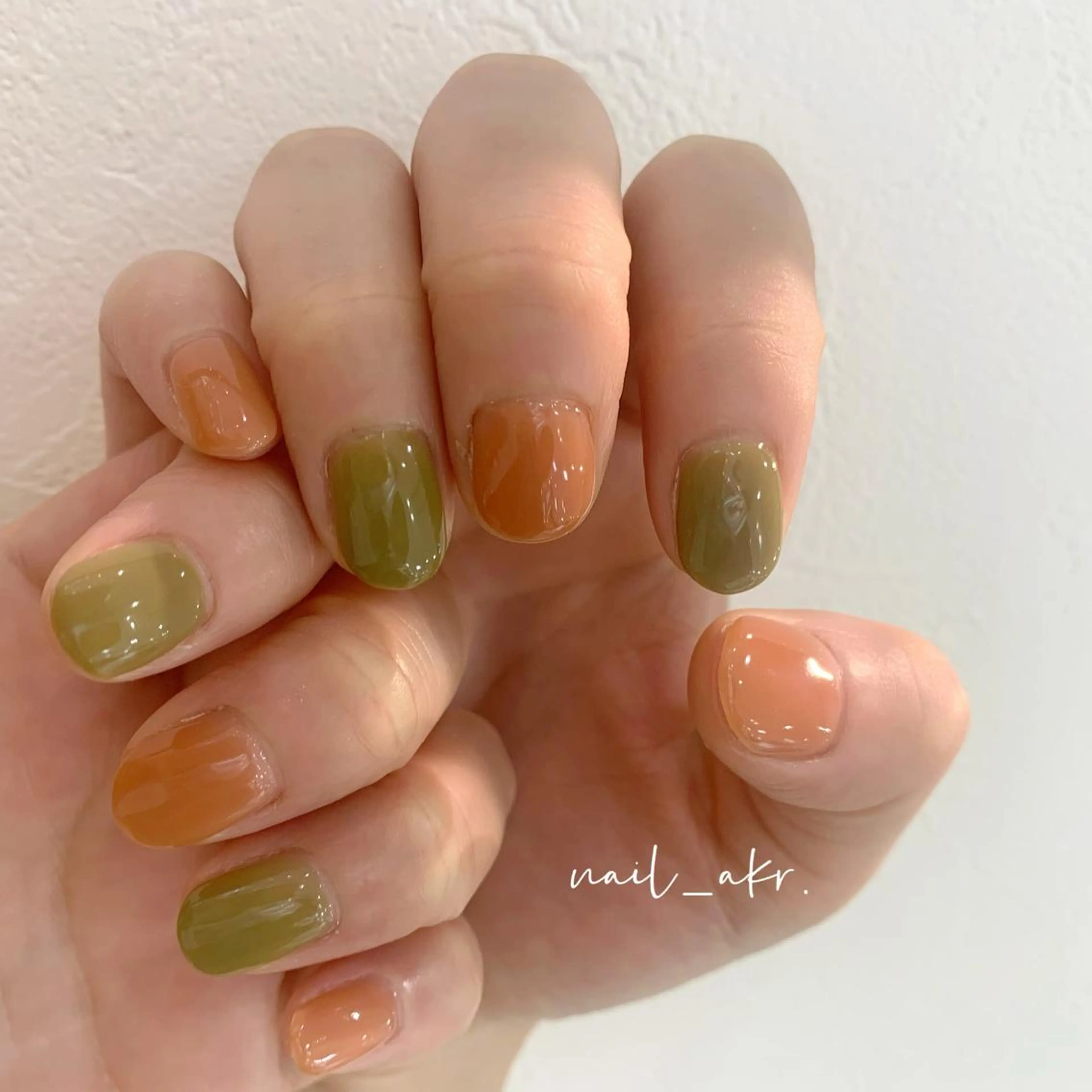 ネイル オレンジ ピスタチオネイル nailAVANCE akariのネイルデザイン