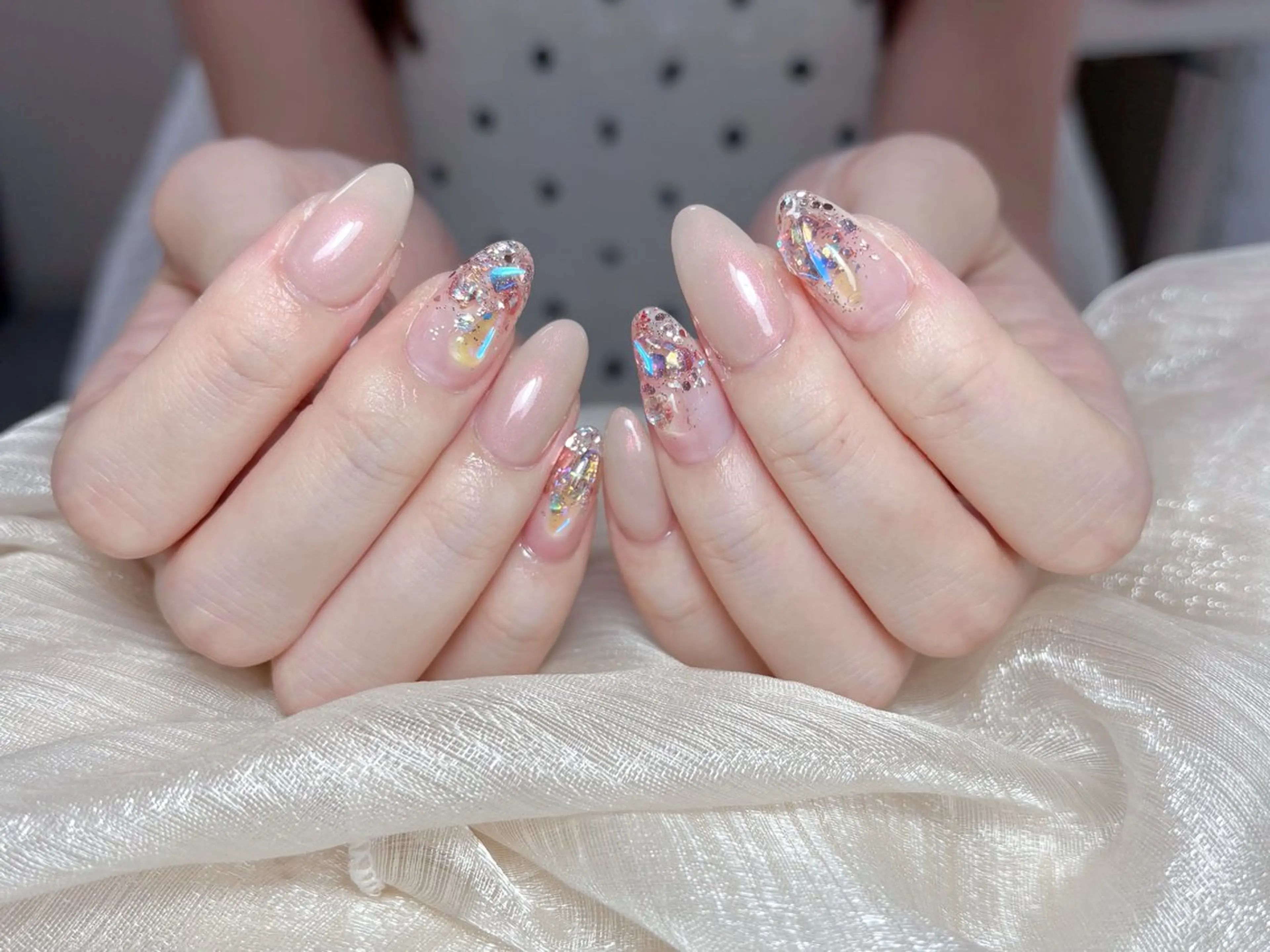 ネイル オーロラネイル チークネイル フレンチネイル ジェルネイル ガラスフレンチ ハンドネイル ハンドケア Nail Jolieのネイルデザイン