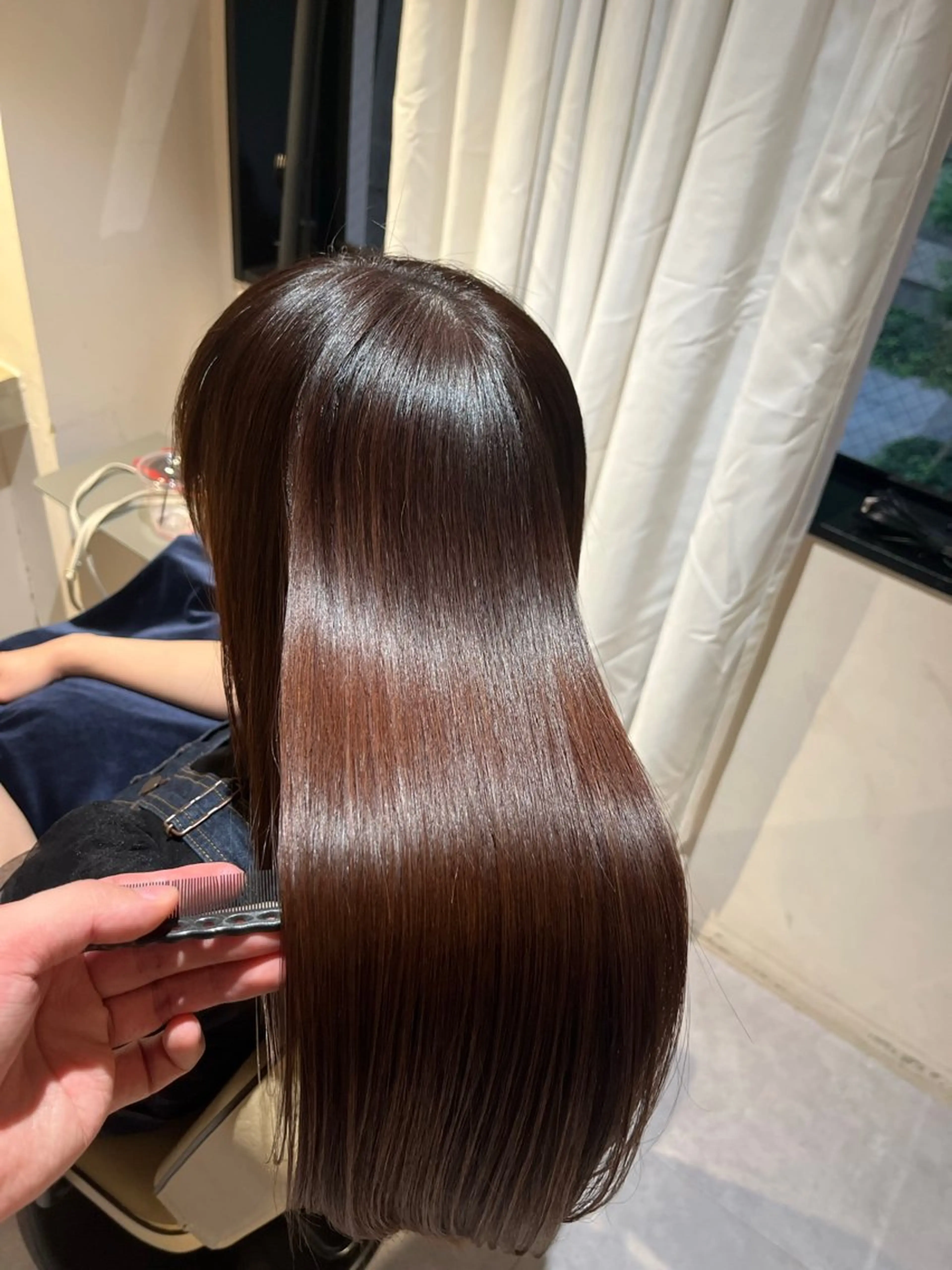 セミロング 縮毛矯正 トリートメント 必ず笑顔で帰っていた だきます！安田祐貴のヘアスタイル