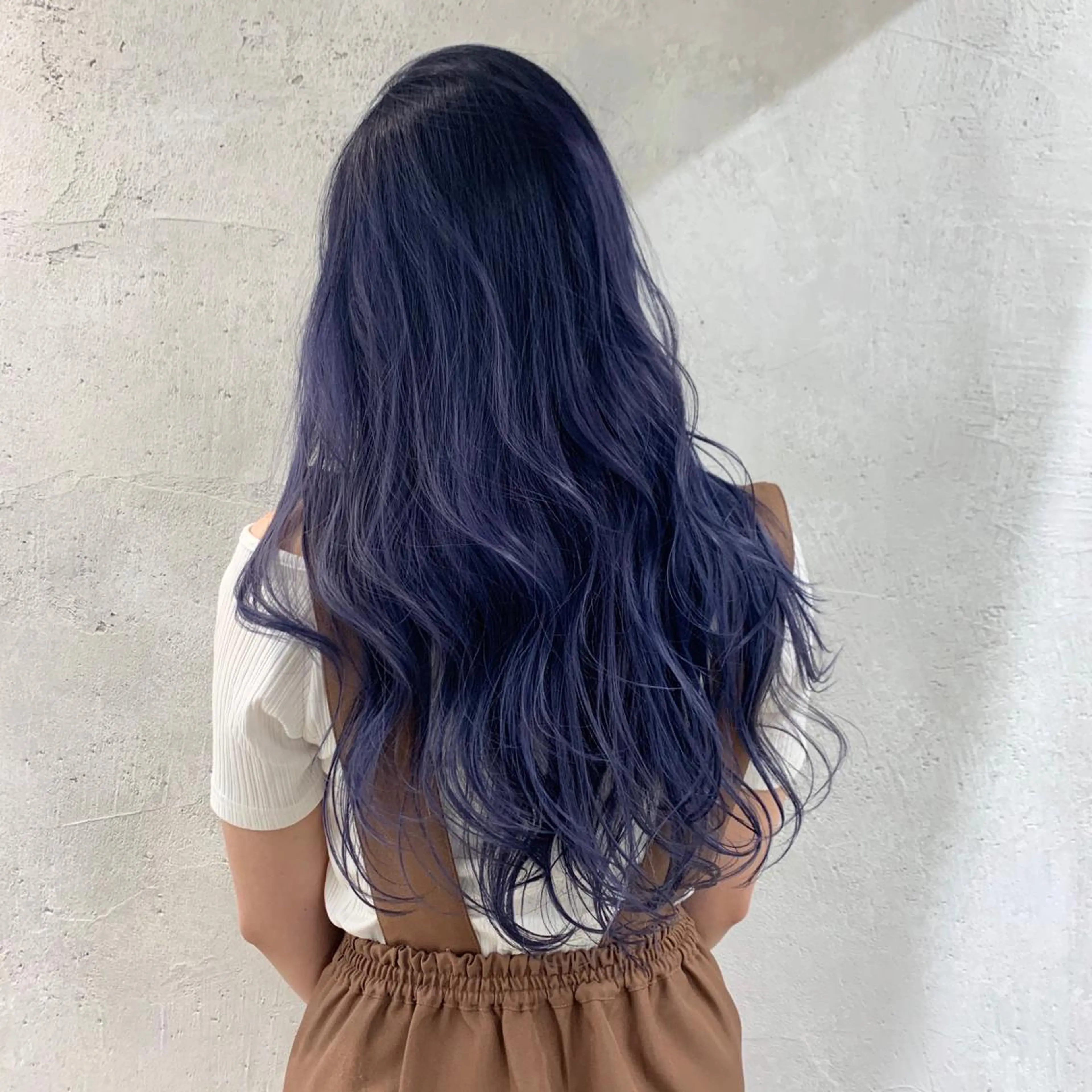 ロング ヘアカラー 及川シゲル 髪質改善講師のヘアスタイル