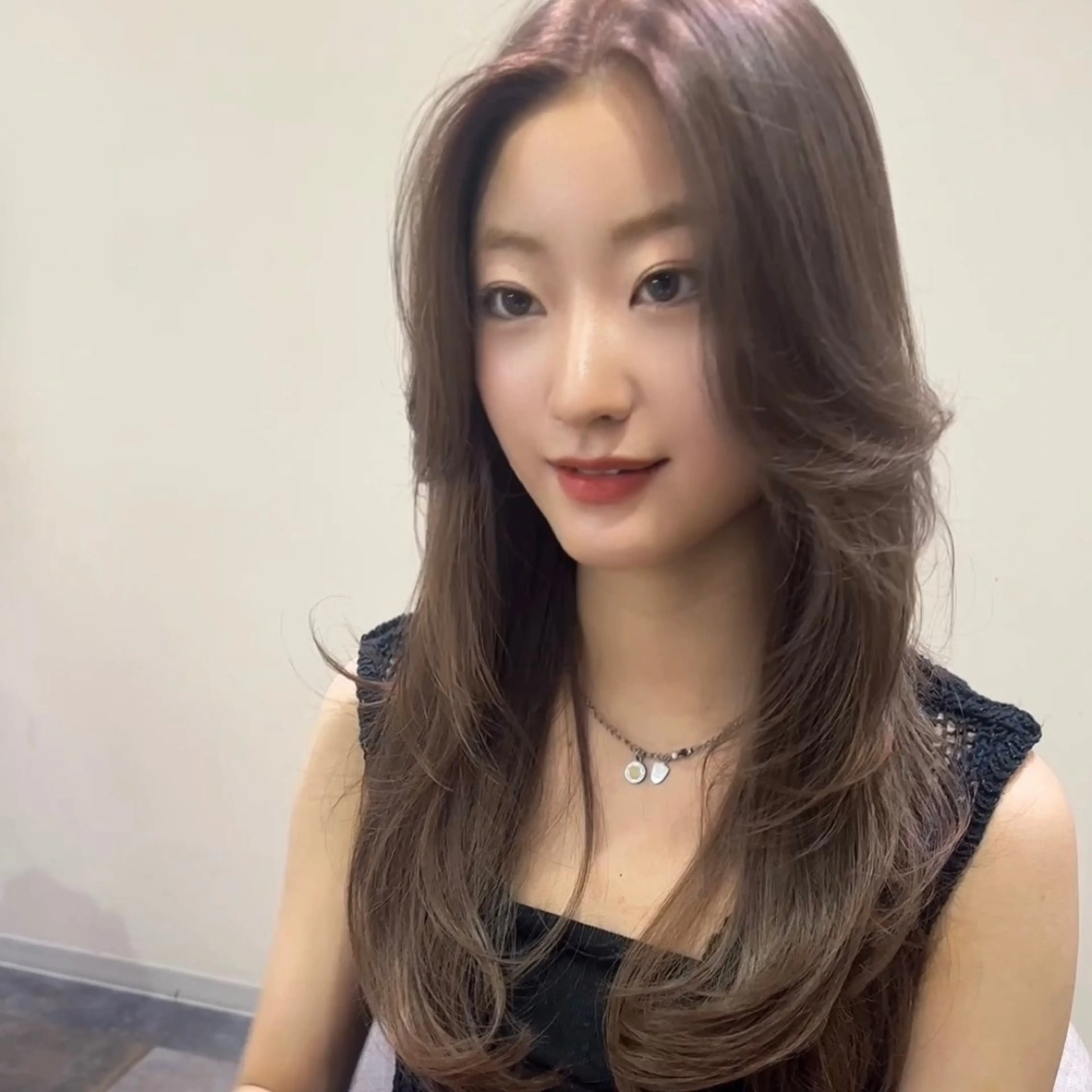 ロング カラー ブリーチなしWカラー /レイヤーカット大阪のヘアスタイル