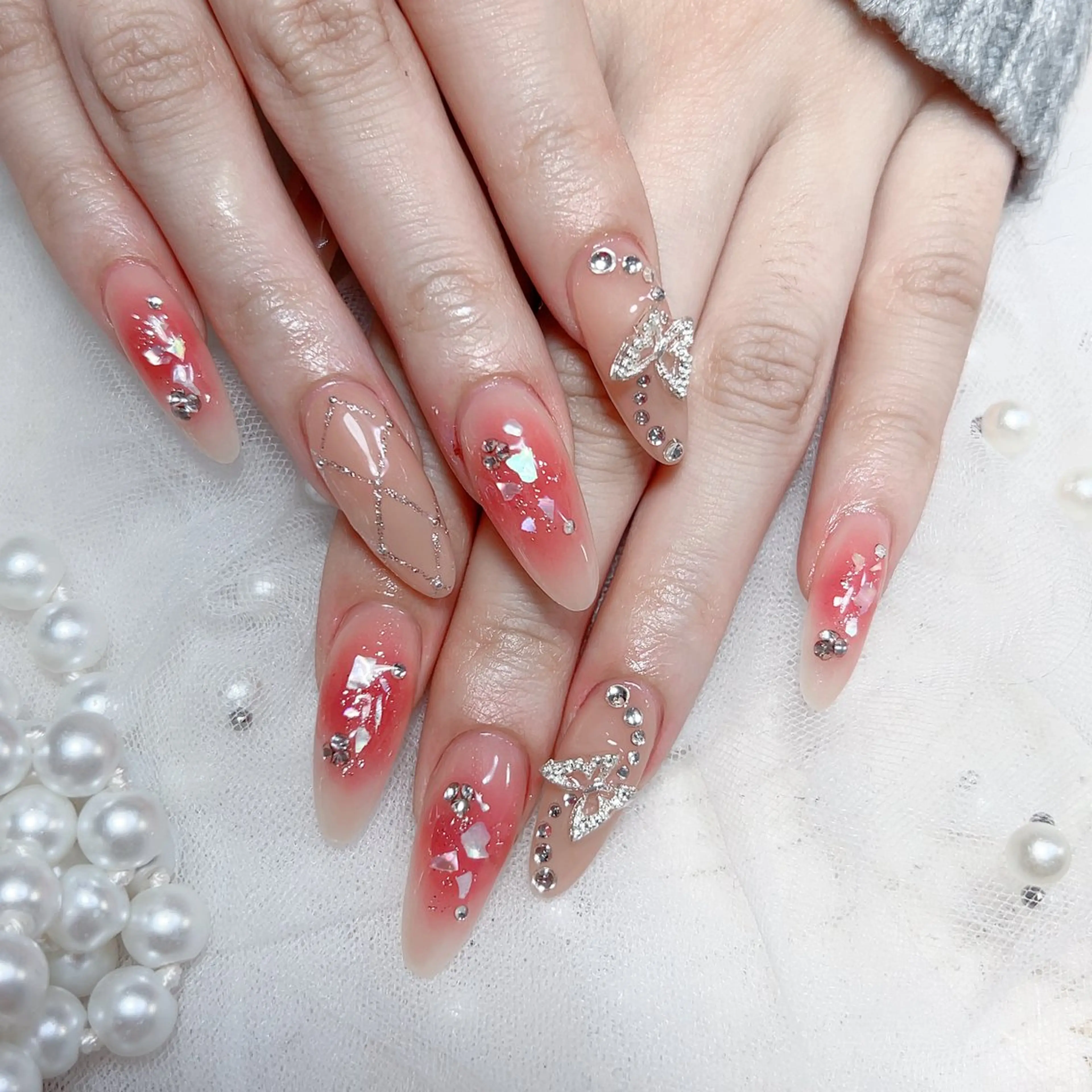 ネイル 🎀M nails✨ ビューティーのネイルデザイン