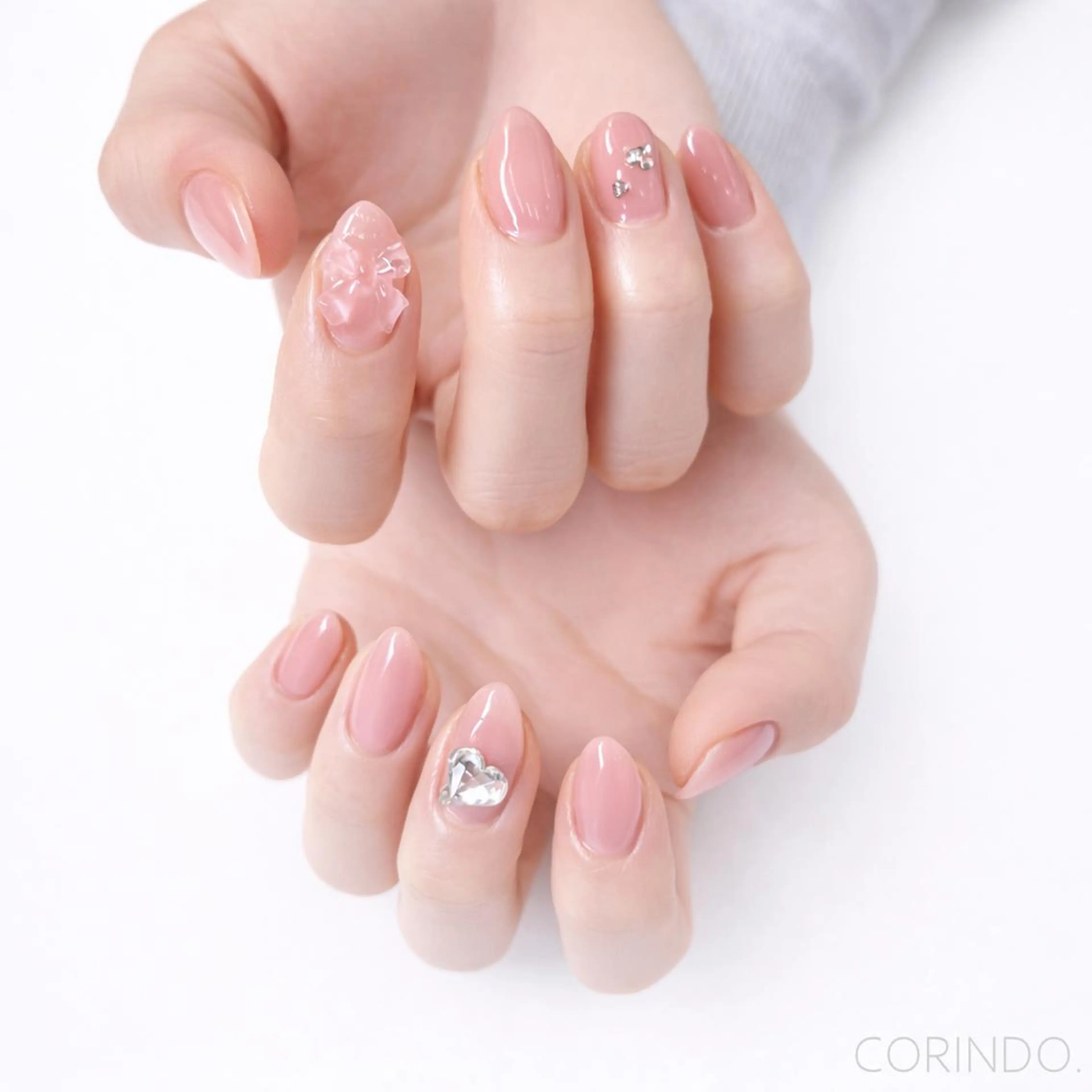 ジェルネイル【オフなし】🩷店長仕上🩷💛ワンカラー💛💅HAND💅の写真